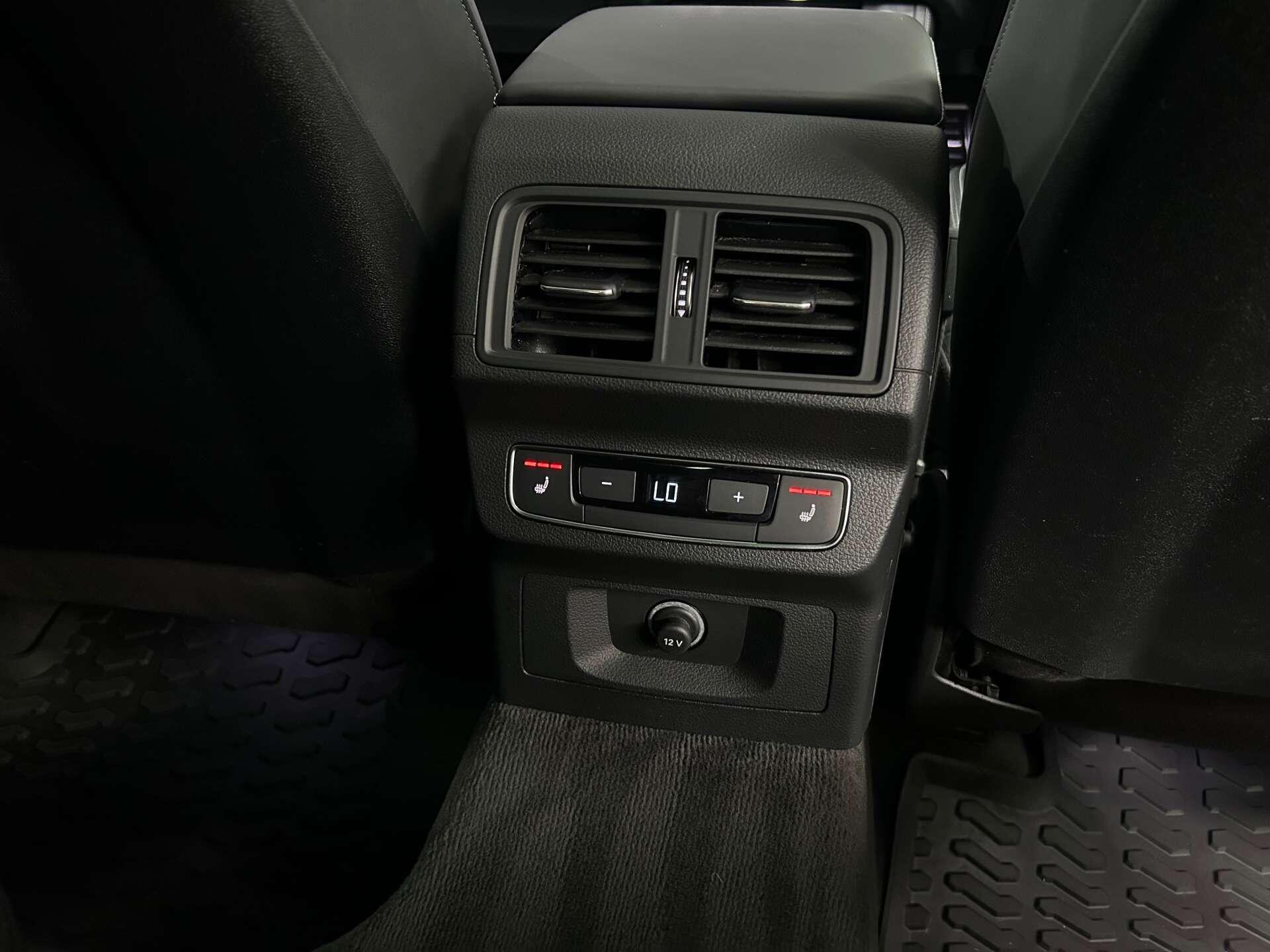 Audi Q5 view 34