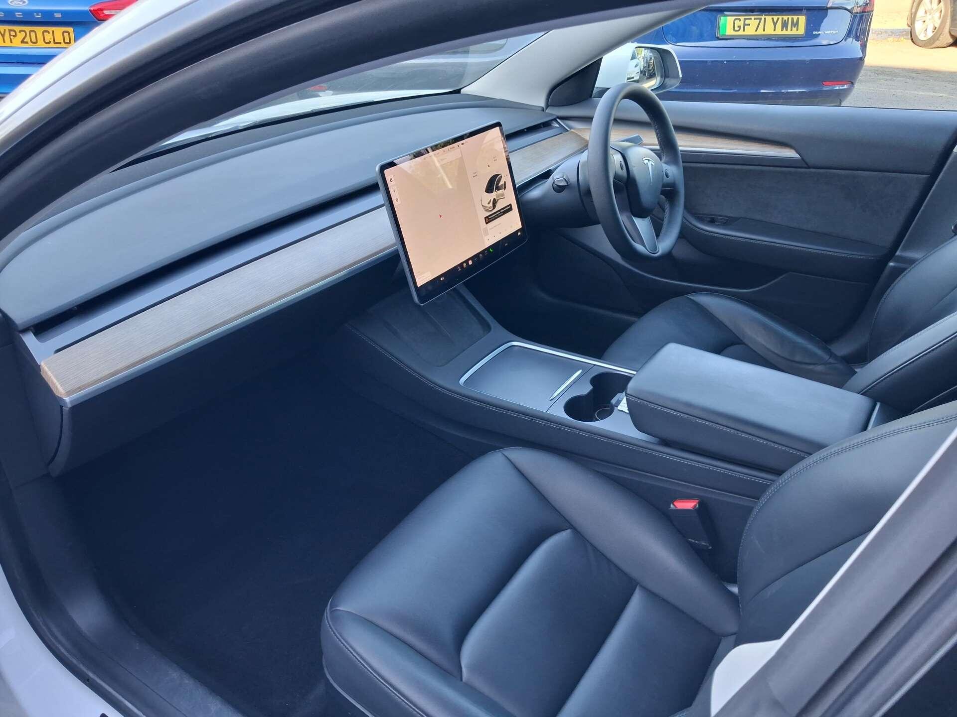 Tesla Model 3 view 13