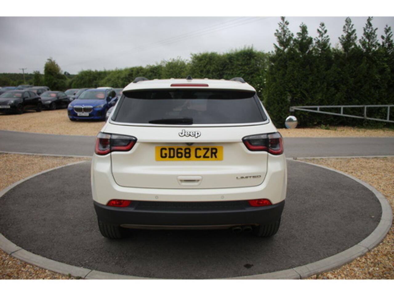 Jeep Compass view 11