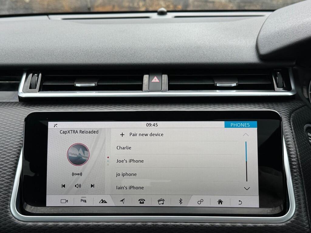 Land Rover Range Rover Velar view 36