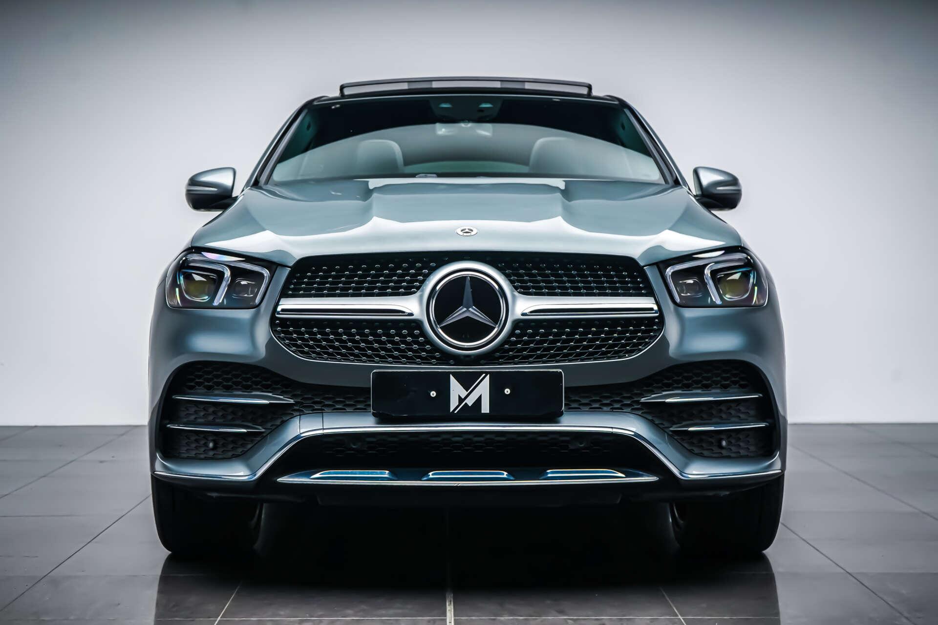 Mercedes-Benz Gle view 2