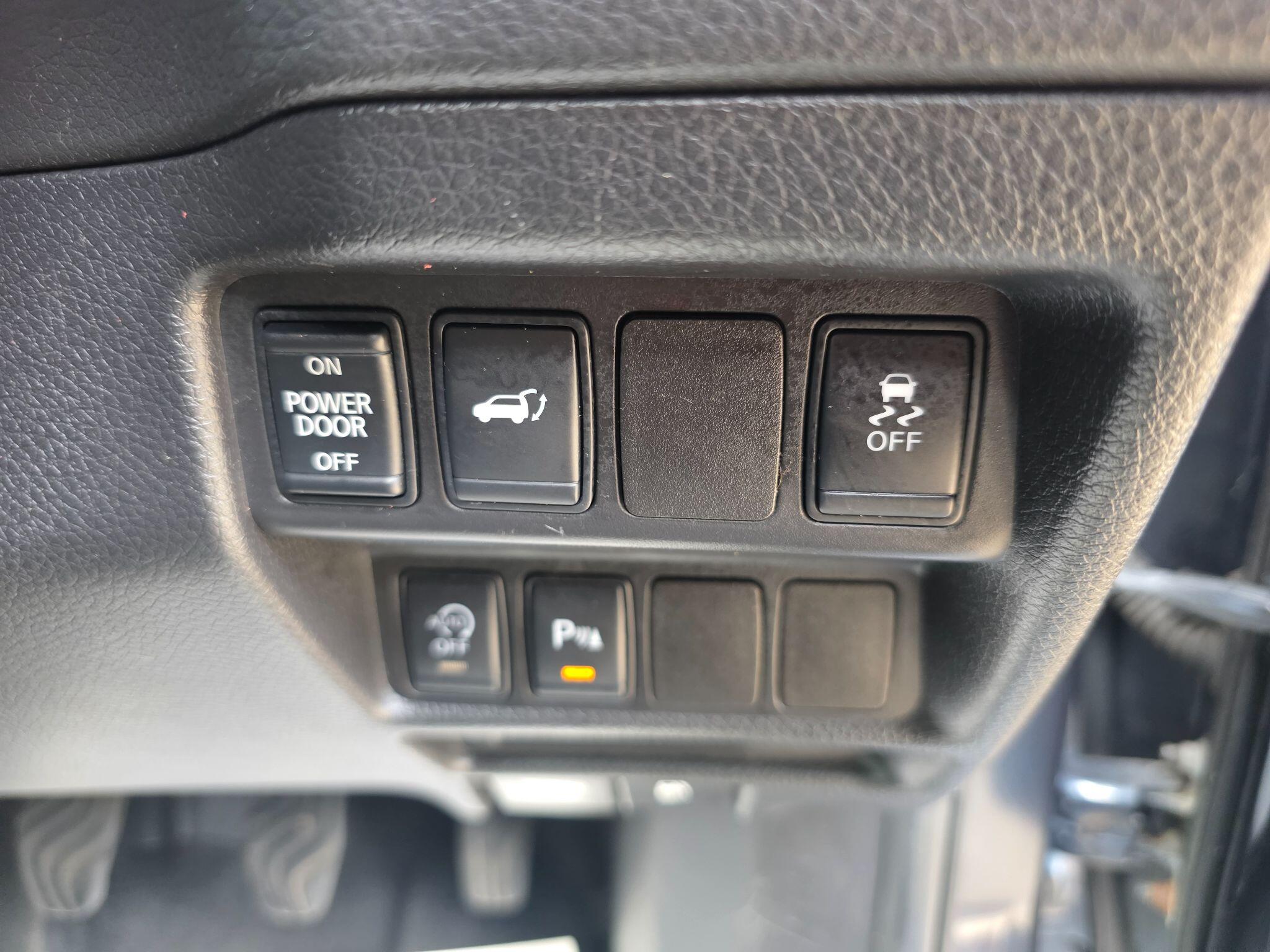 Nissan X-Trail view 26