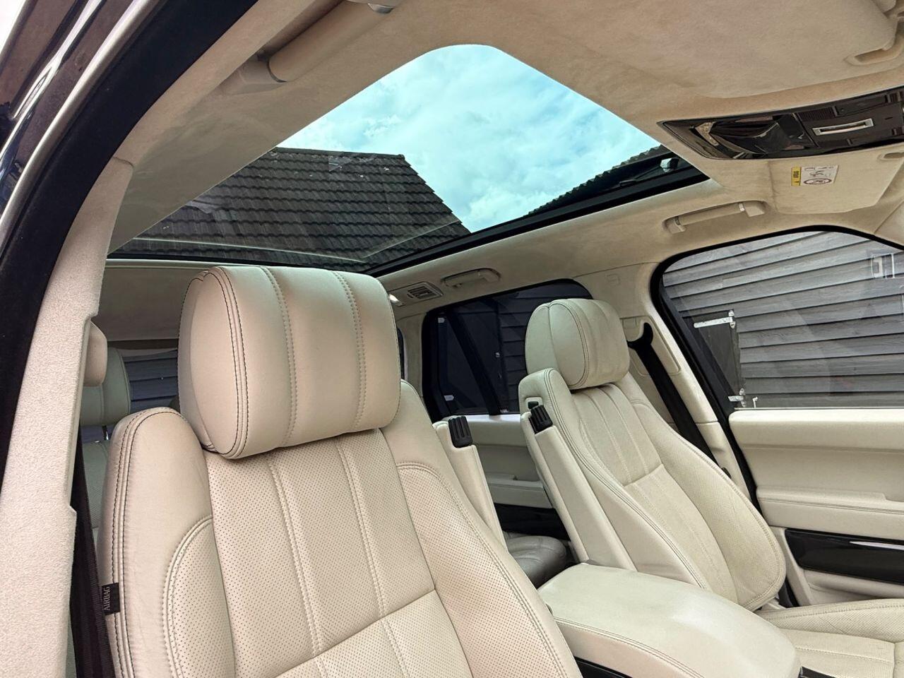 Land Rover Range Rover view 17