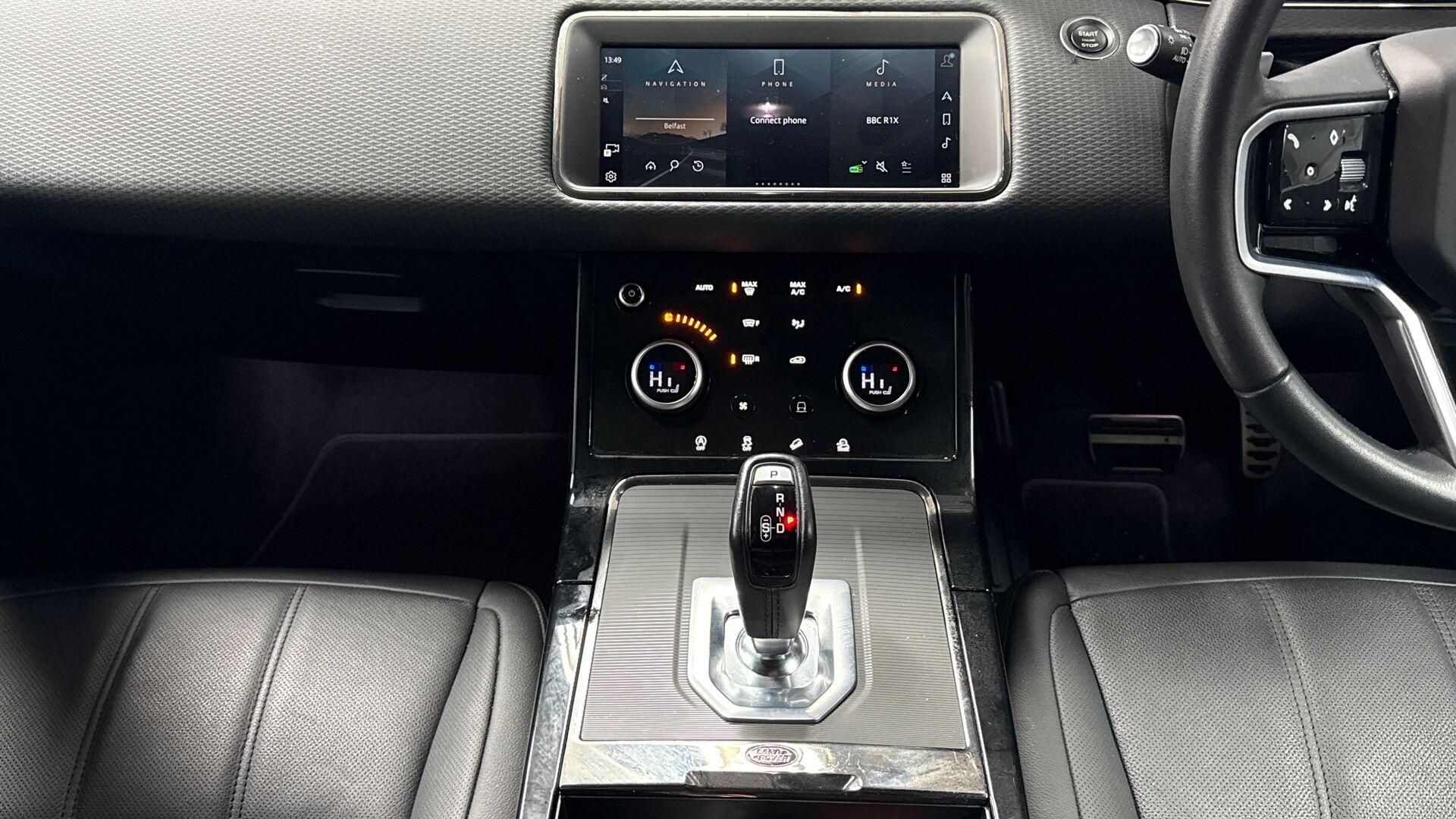 Land Rover Range Rover Evoque view 14