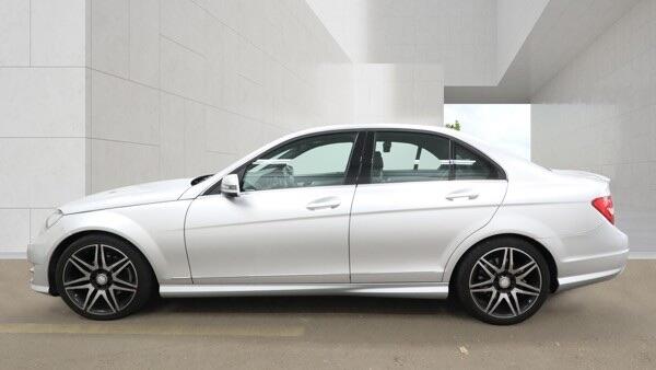 Mercedes-Benz C Class view 9