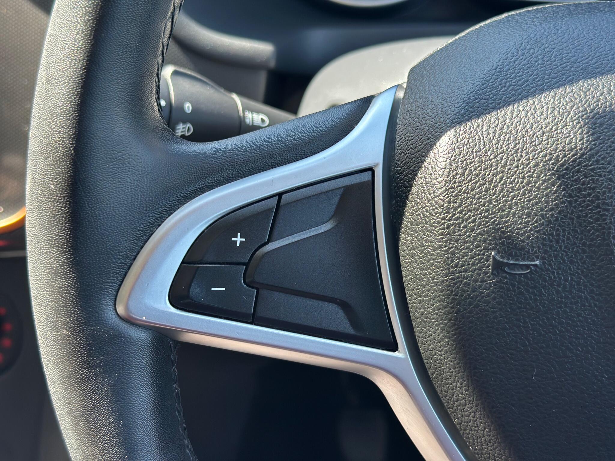 Dacia Sandero view 31