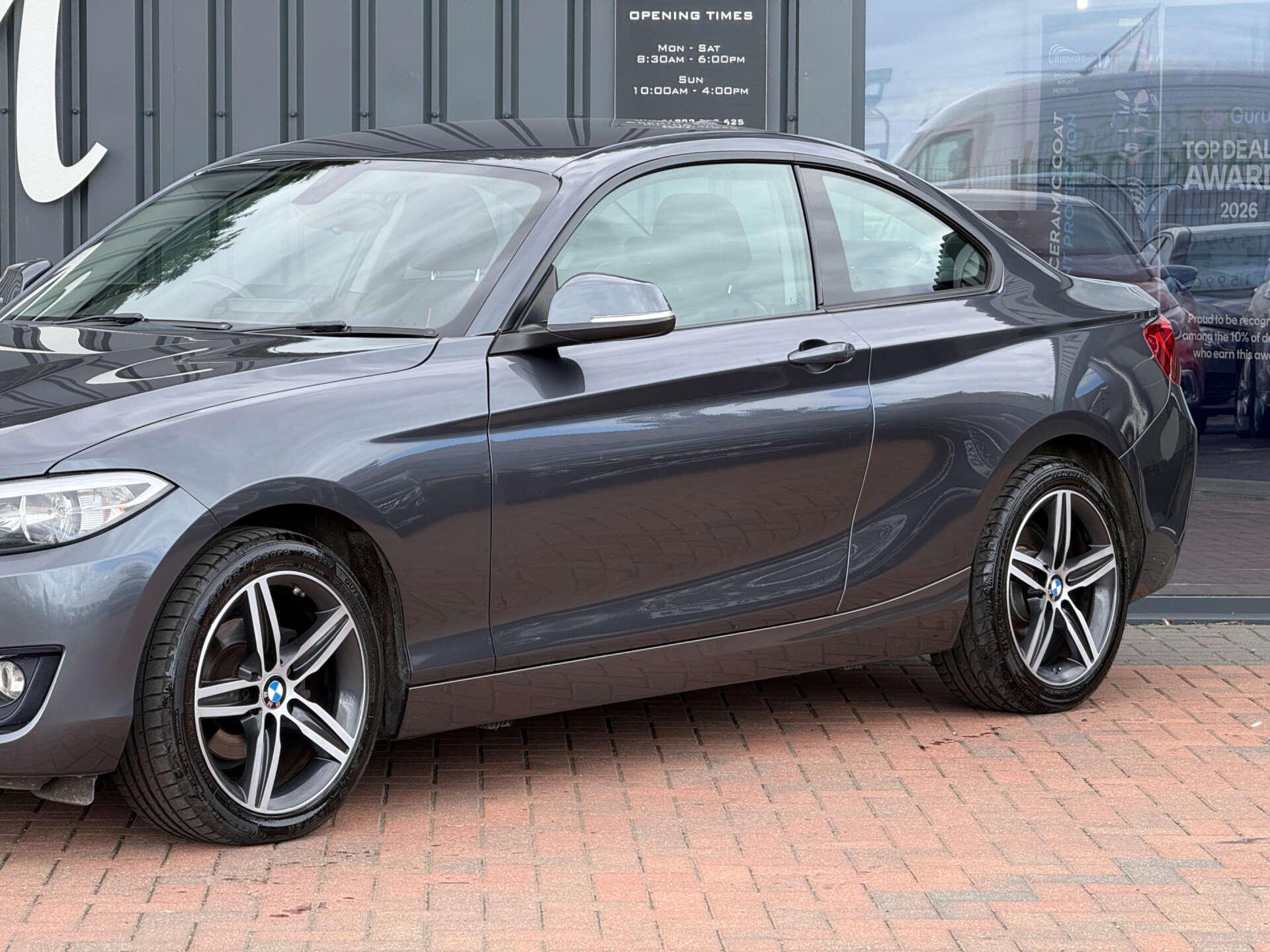 BMW 2 Series view 3