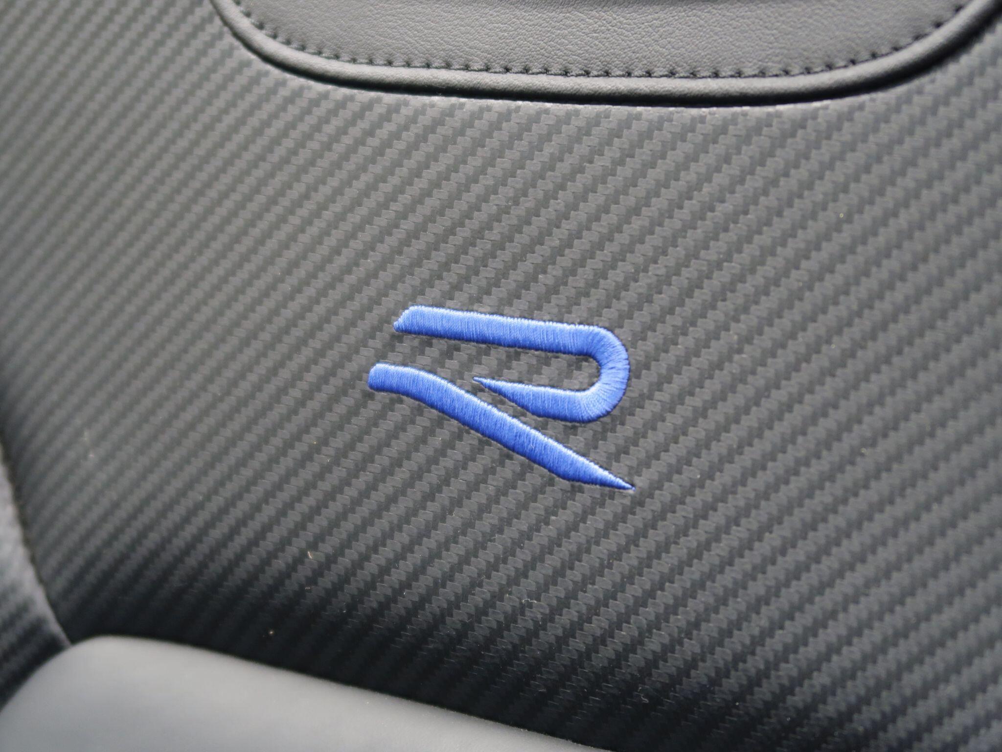Volkswagen T-Roc view 40