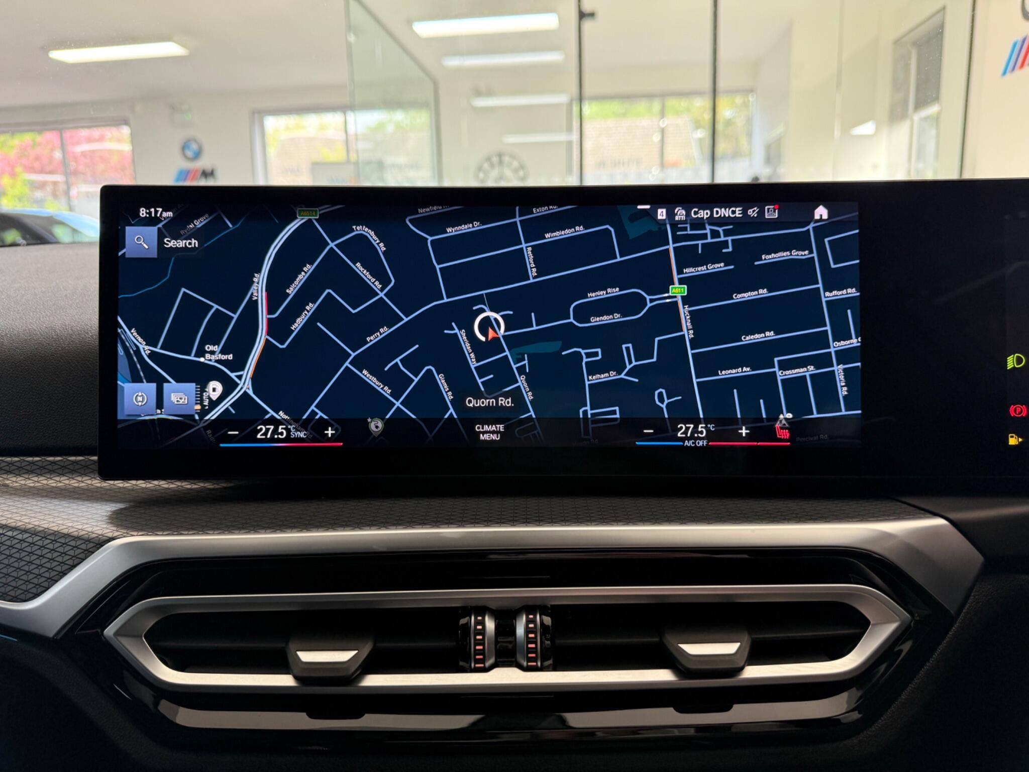 BMW 3 Series view 18