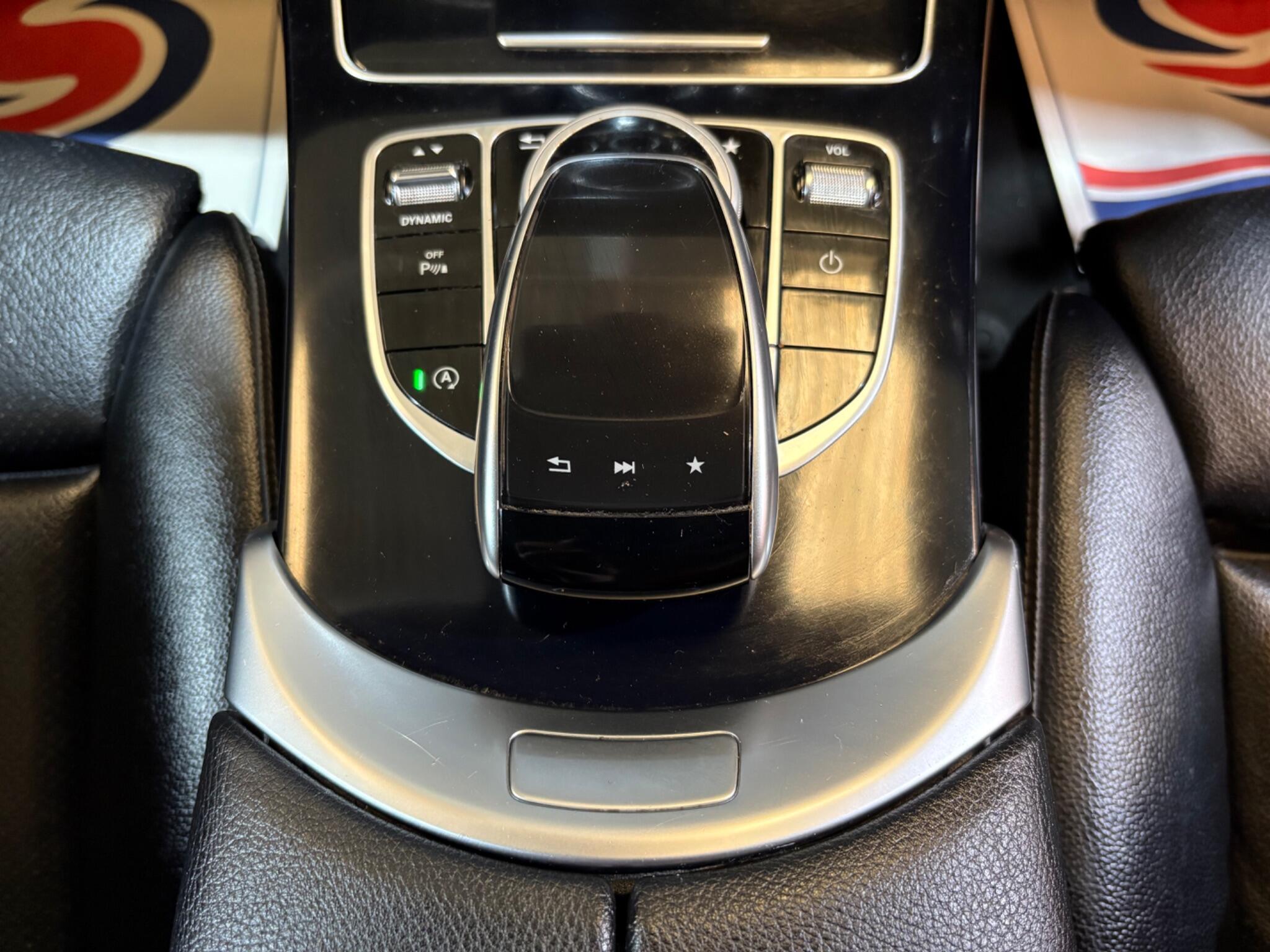 Mercedes-Benz C Class view 47