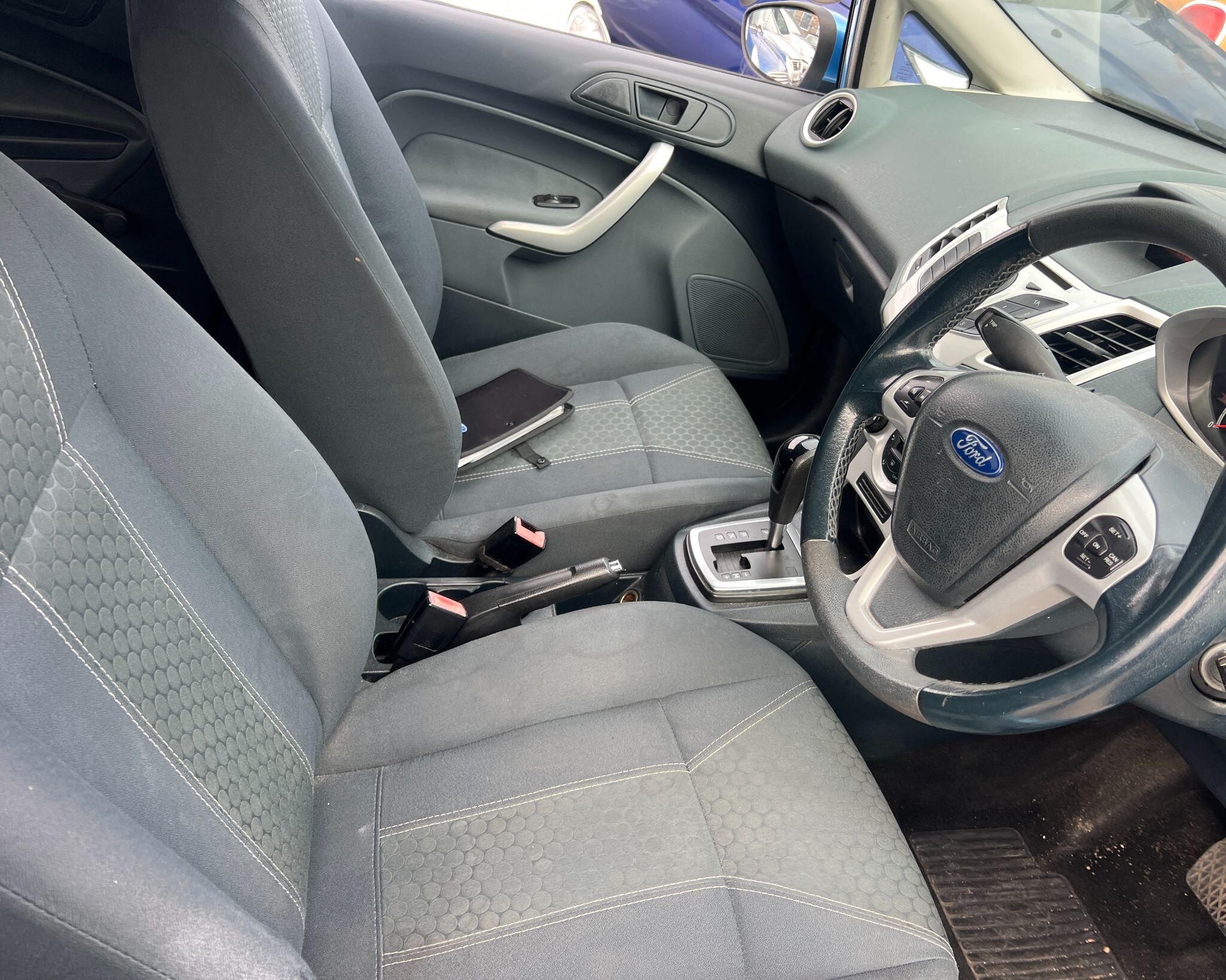 Ford Fiesta view 12