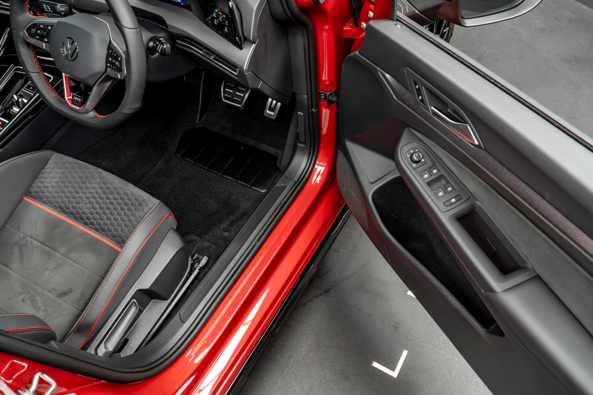 Volkswagen Golf view 29
