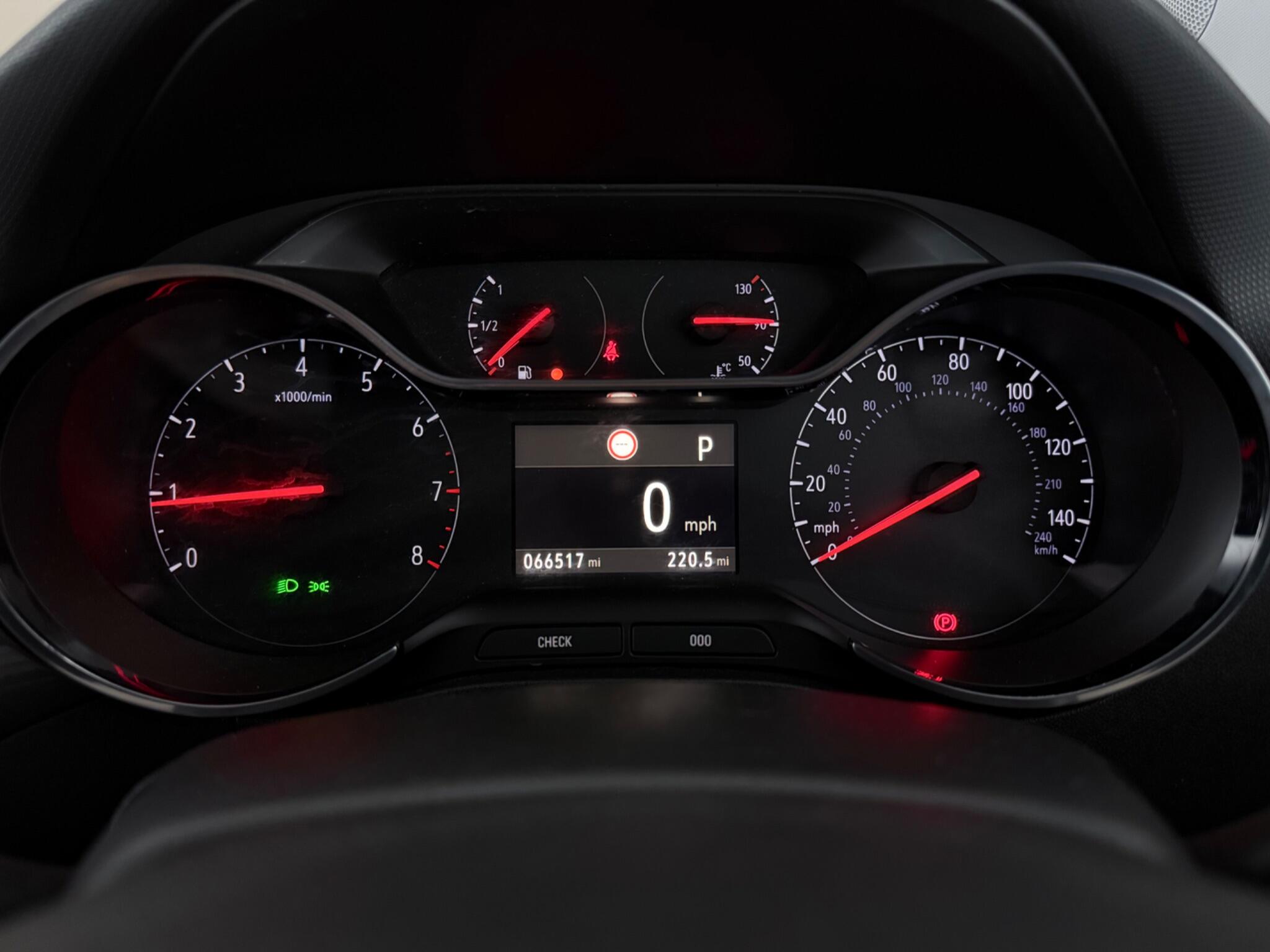 Vauxhall Crossland X view 13