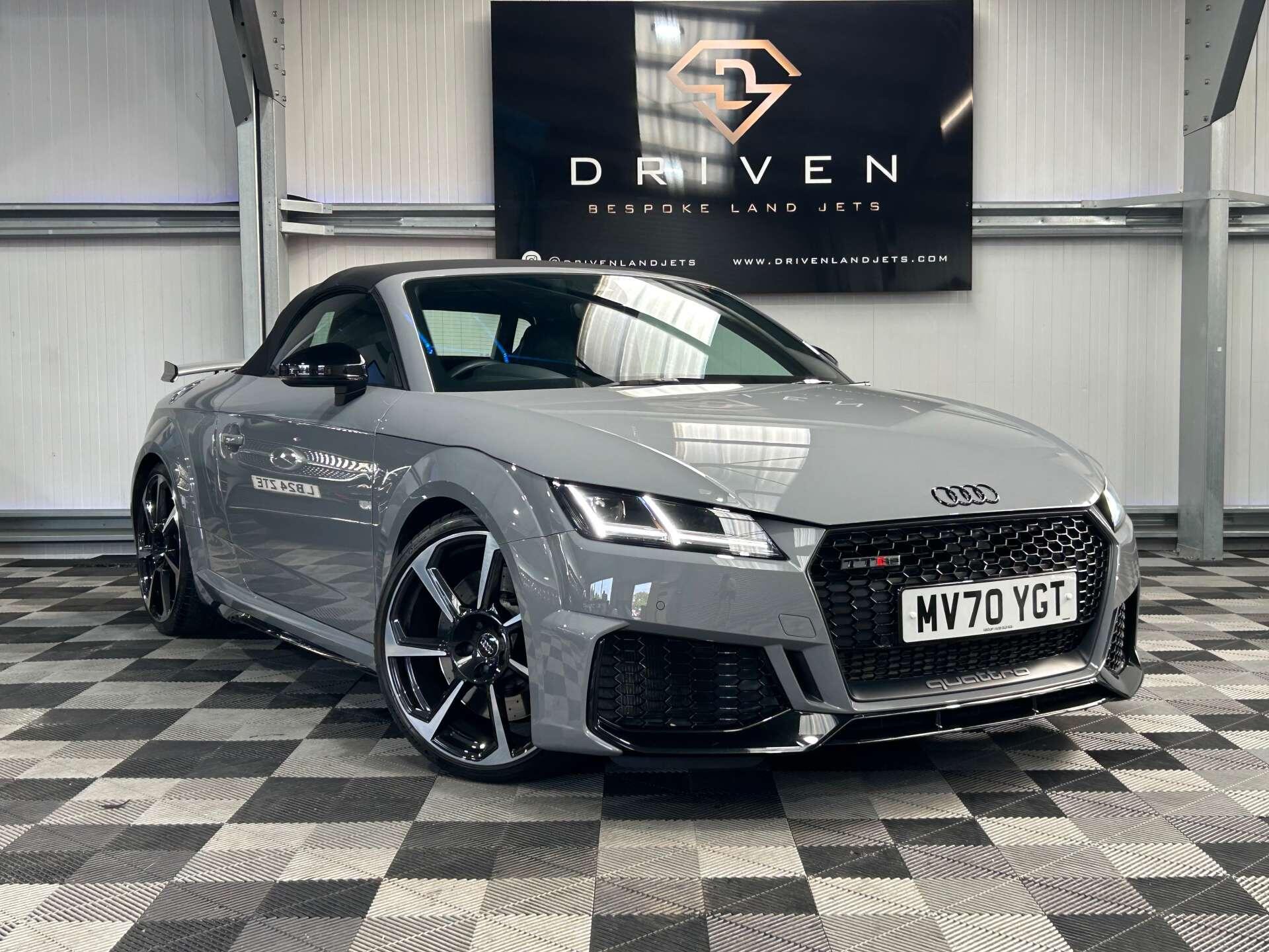 Audi TT RS view 5