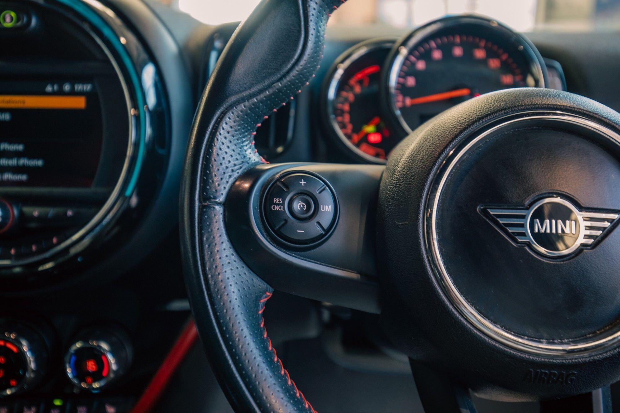 Mini Countryman view 10