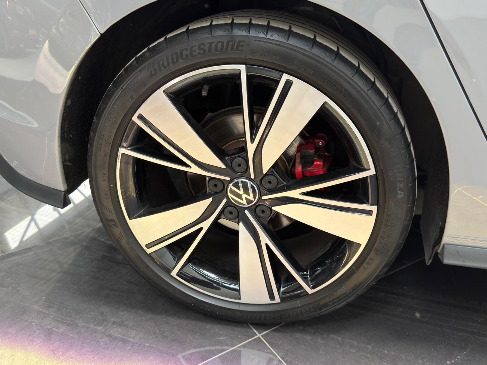 Volkswagen Golf view 55