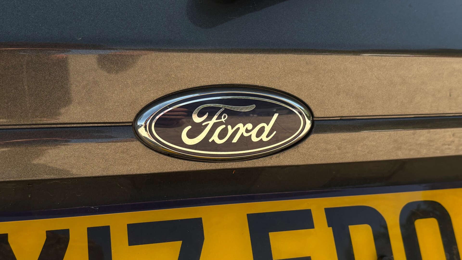 Ford Fiesta view 39