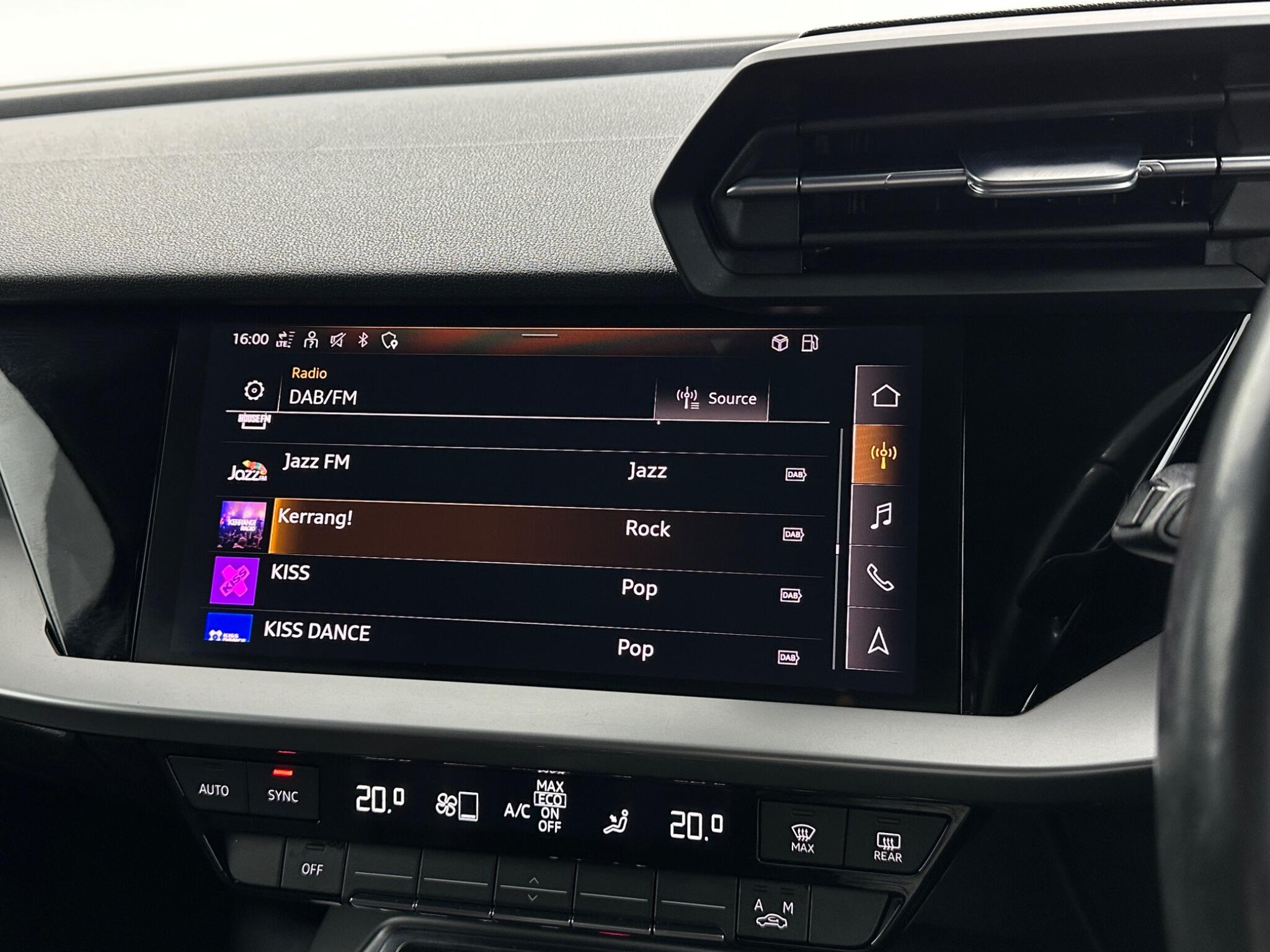 Audi A3 view 24