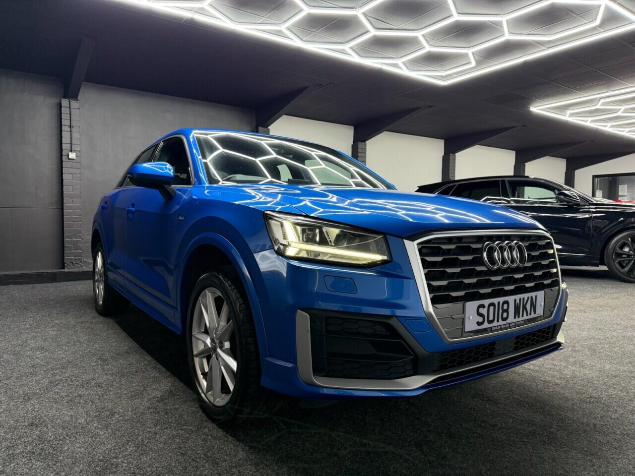 Audi Q2 view 22