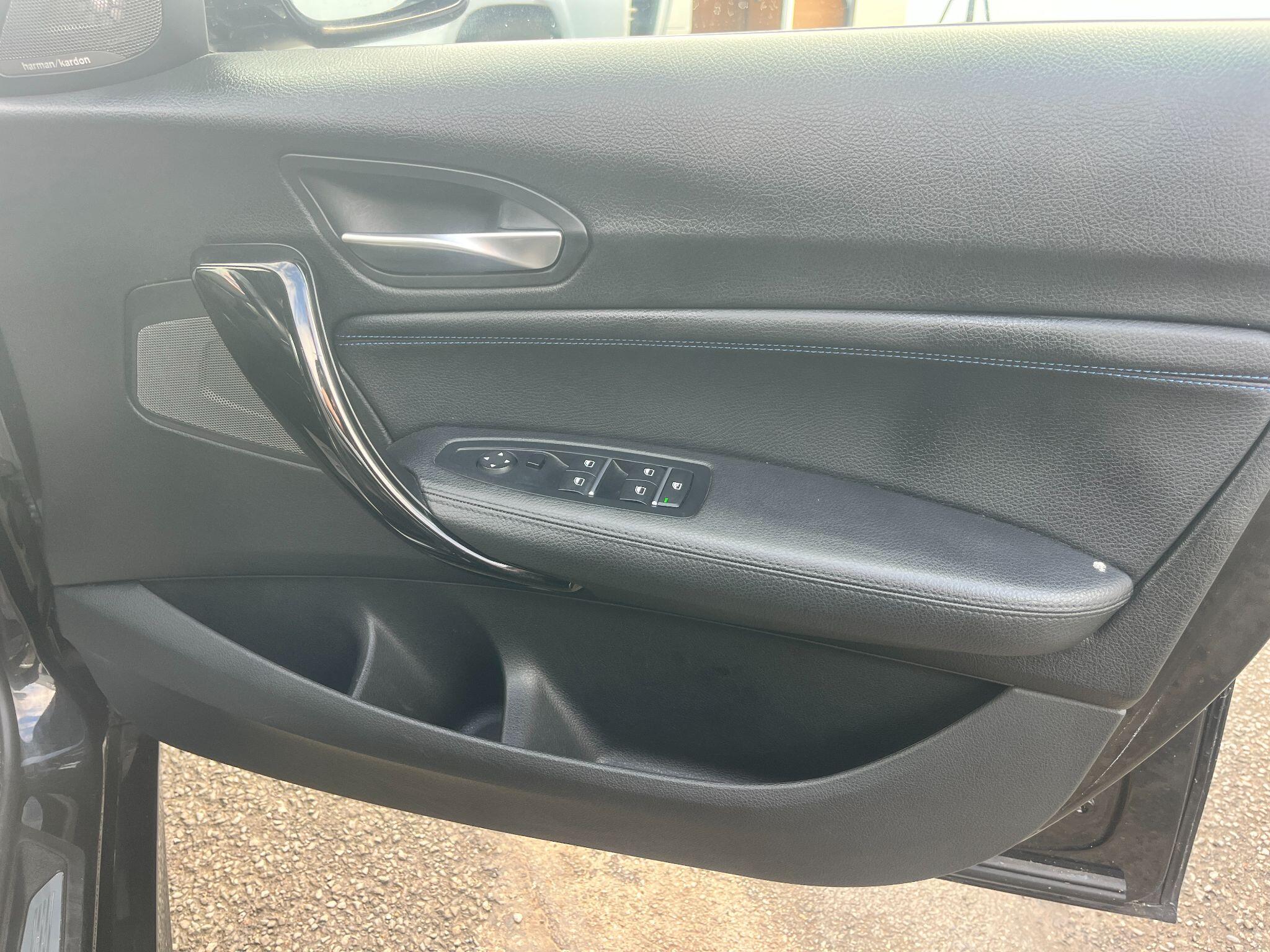 BMW 1 Series view 12