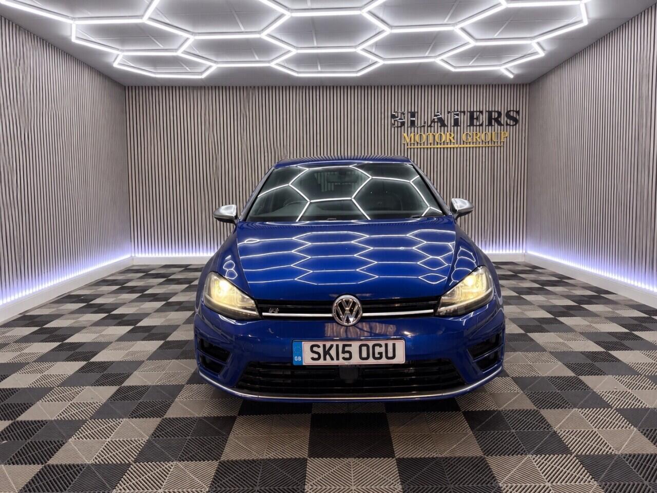Volkswagen Golf view 2
