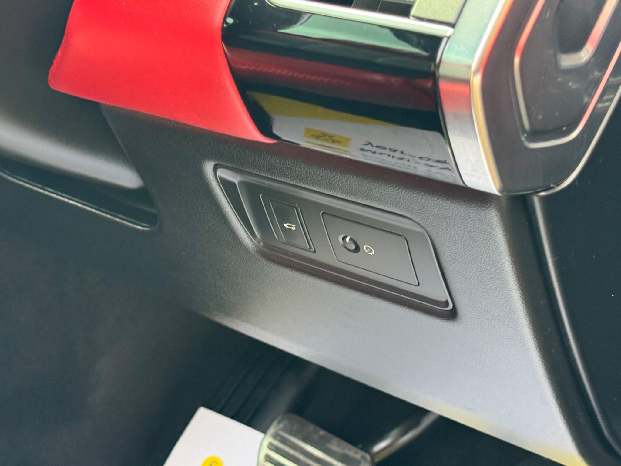 Land Rover Range Rover Sport view 25