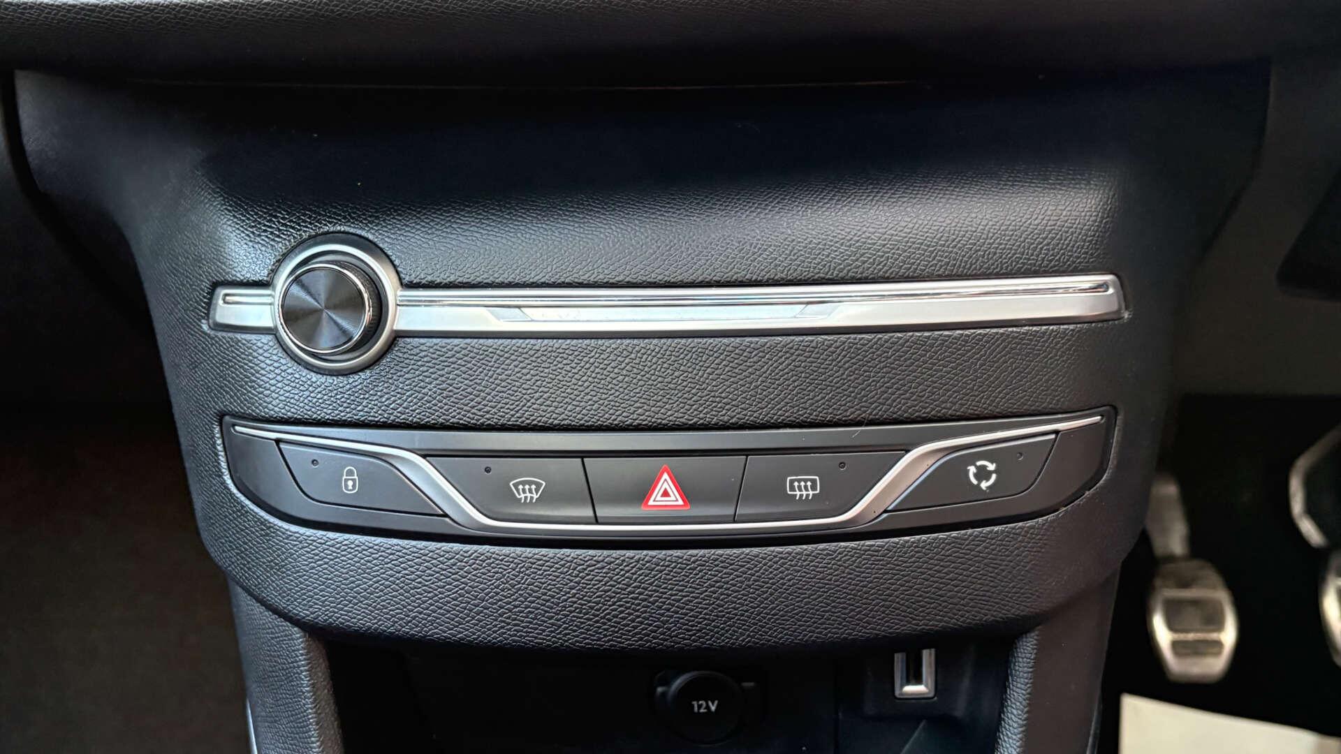 Peugeot 308 view 29