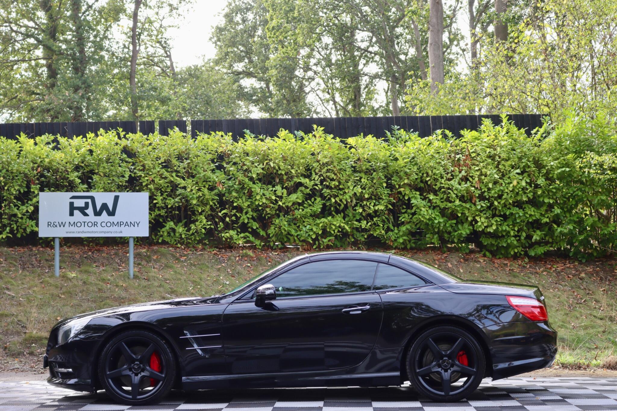 Mercedes-Benz SL view 28