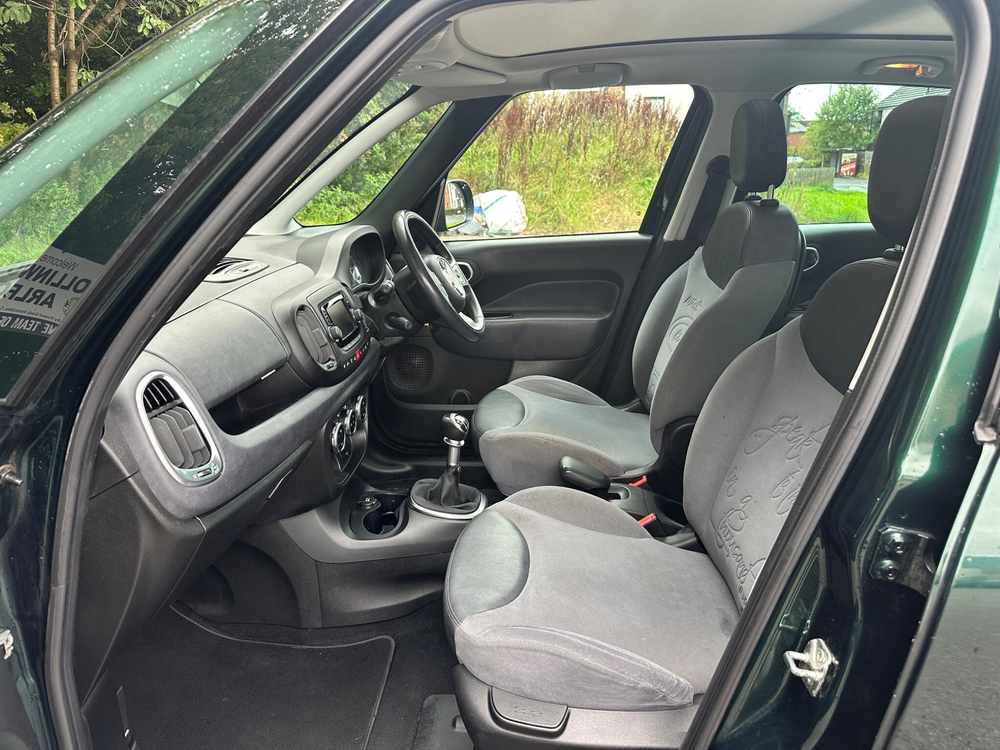Fiat 500L view 24