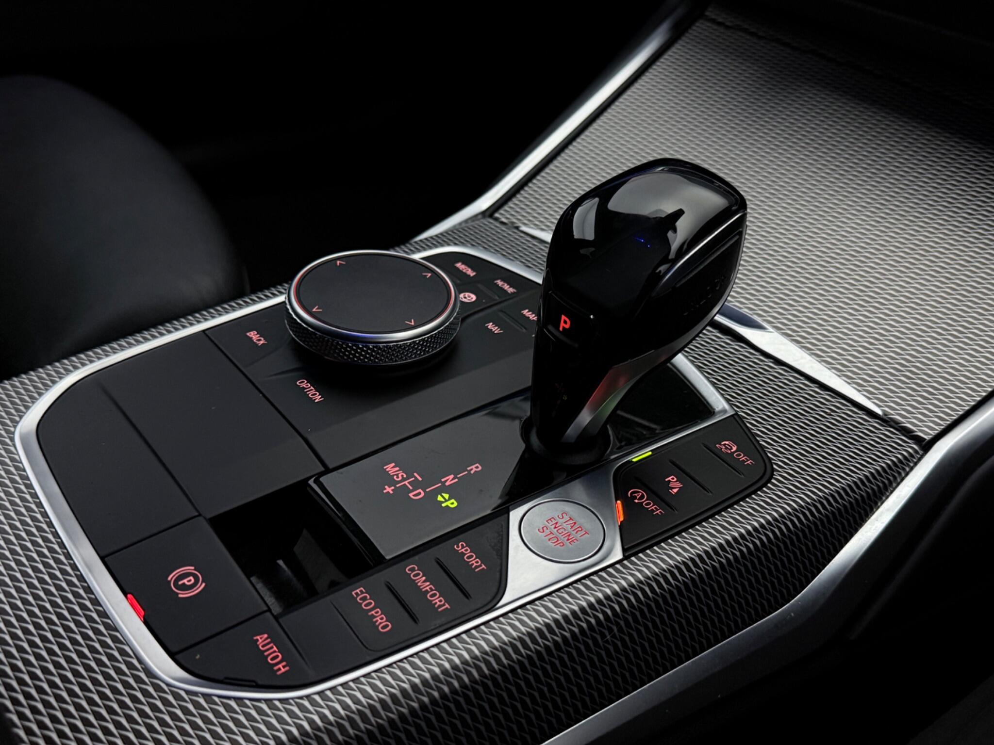 BMW 3 Series view 38