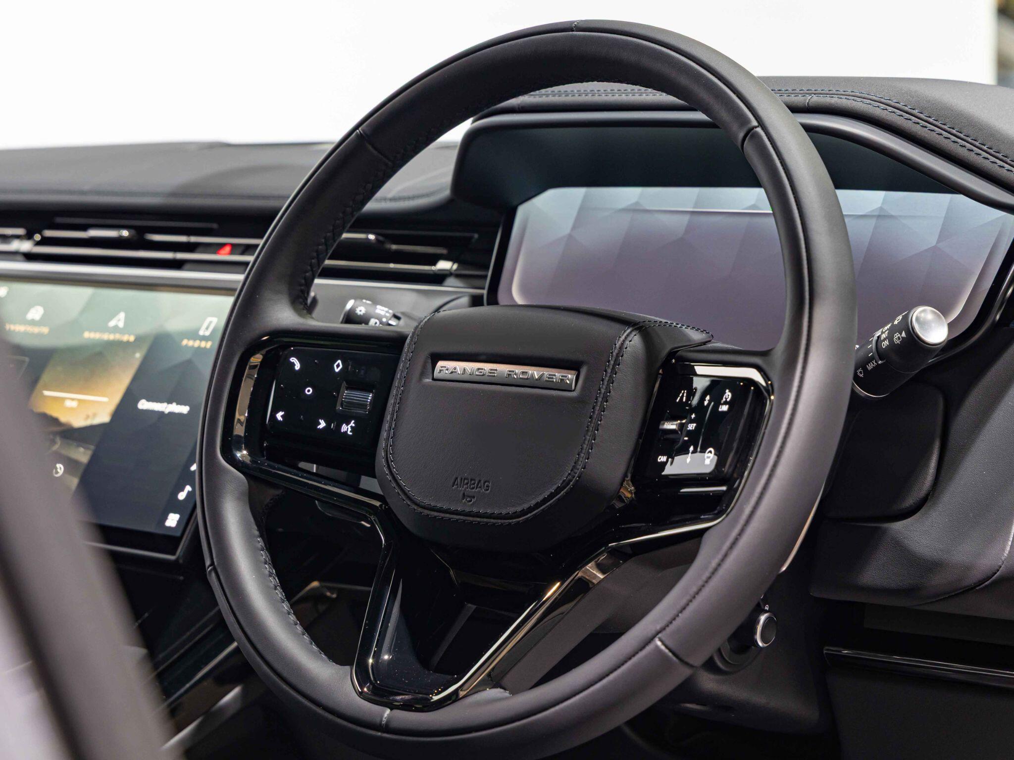 Land Rover Range Rover Sport view 14