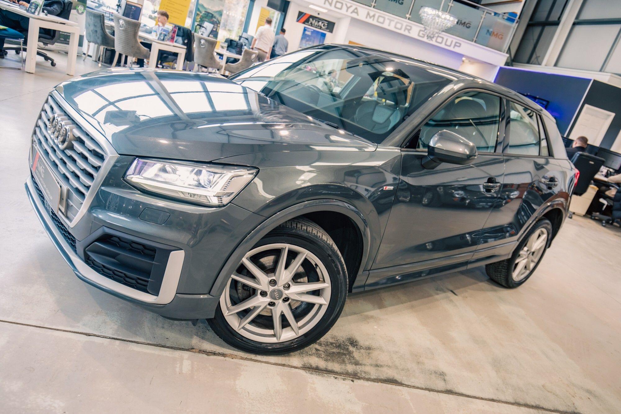 Audi Q2 view 5