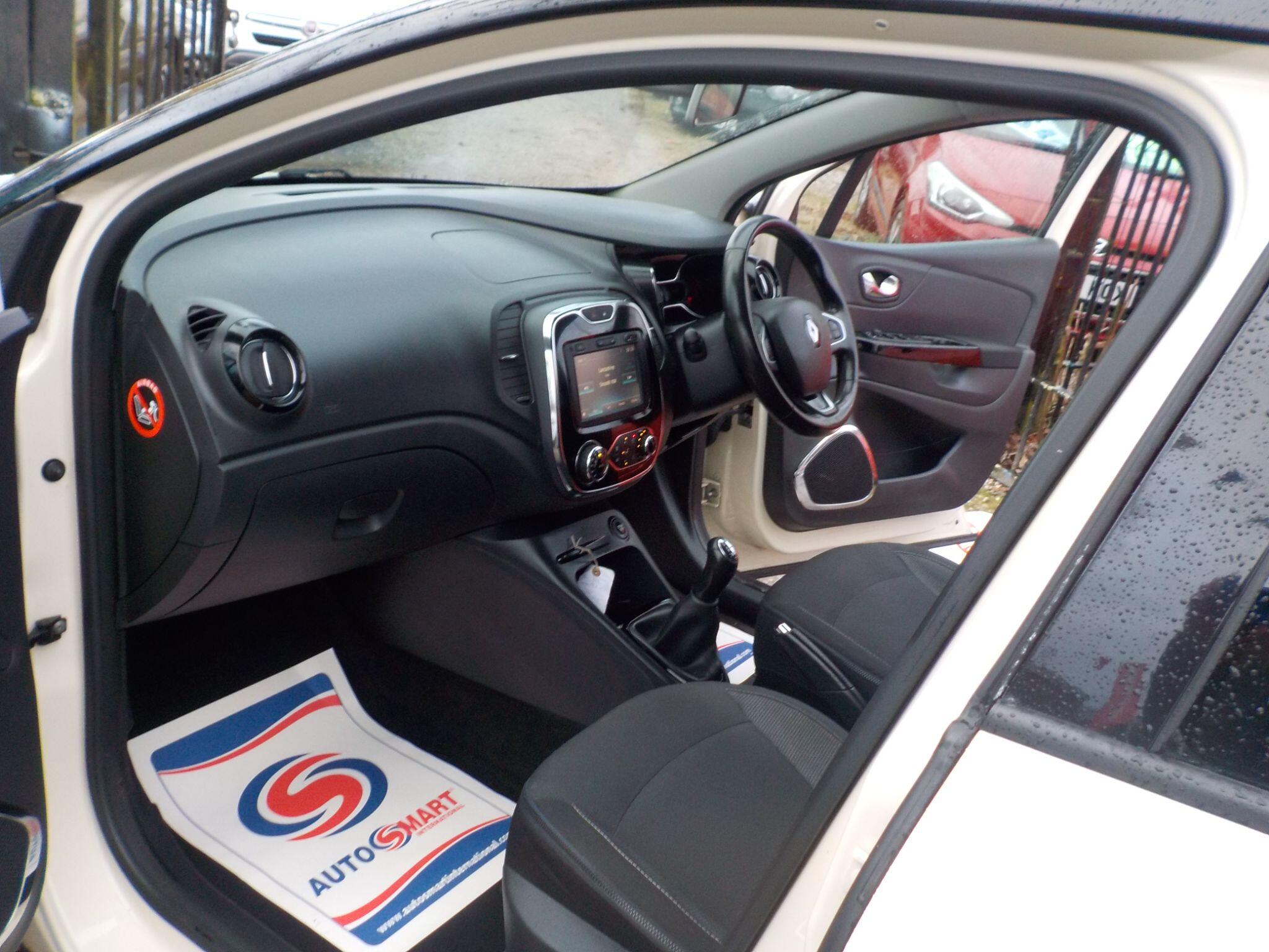 Renault Captur 1.5 dCi ENERGY Dynamique S Nav Euro 6 (s/s) 5dr