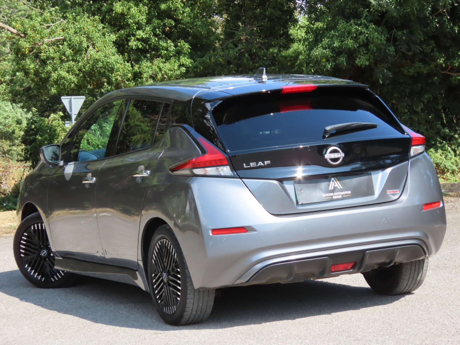 Nissan Leaf view 6