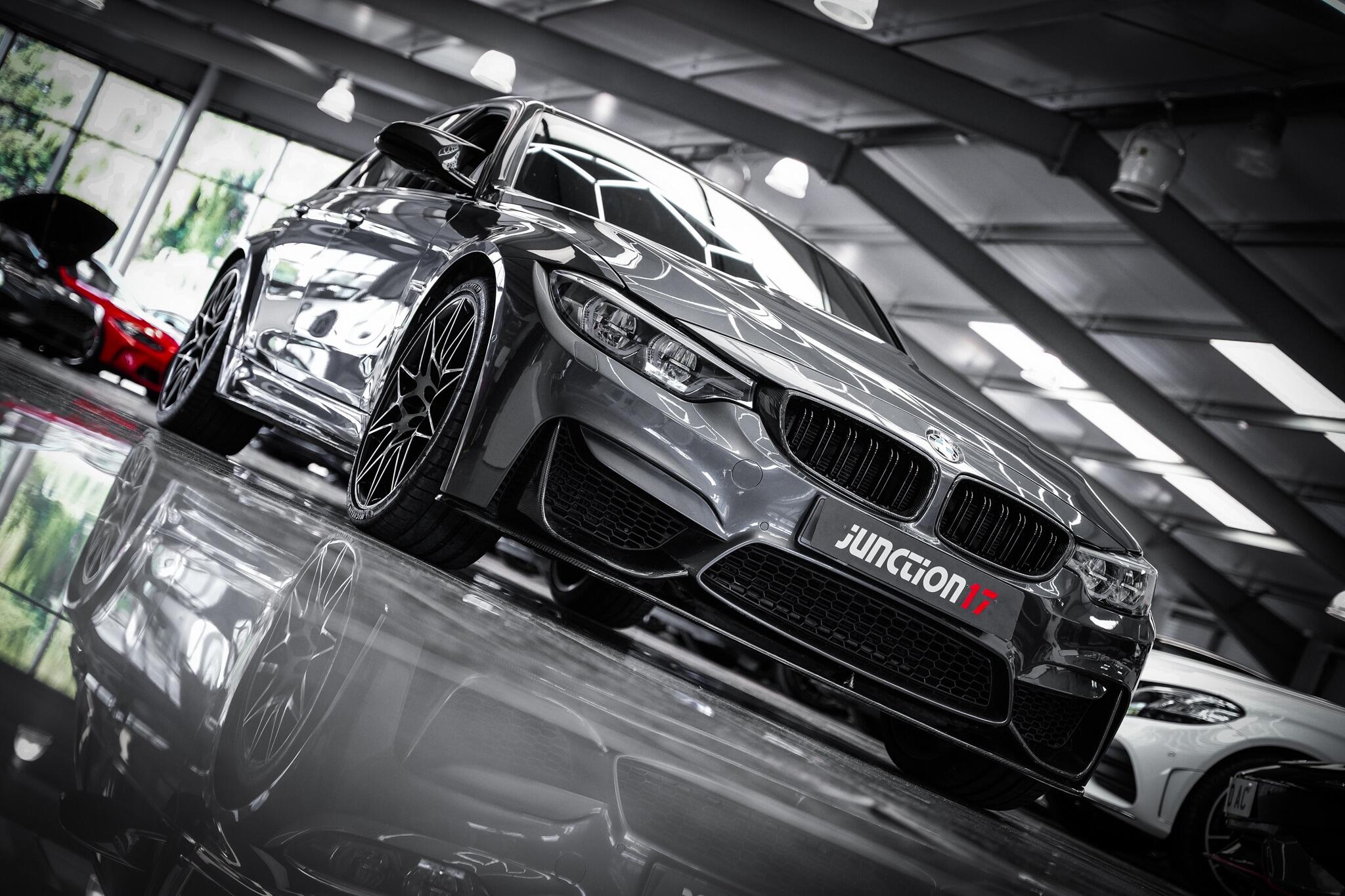 BMW M3 view 32