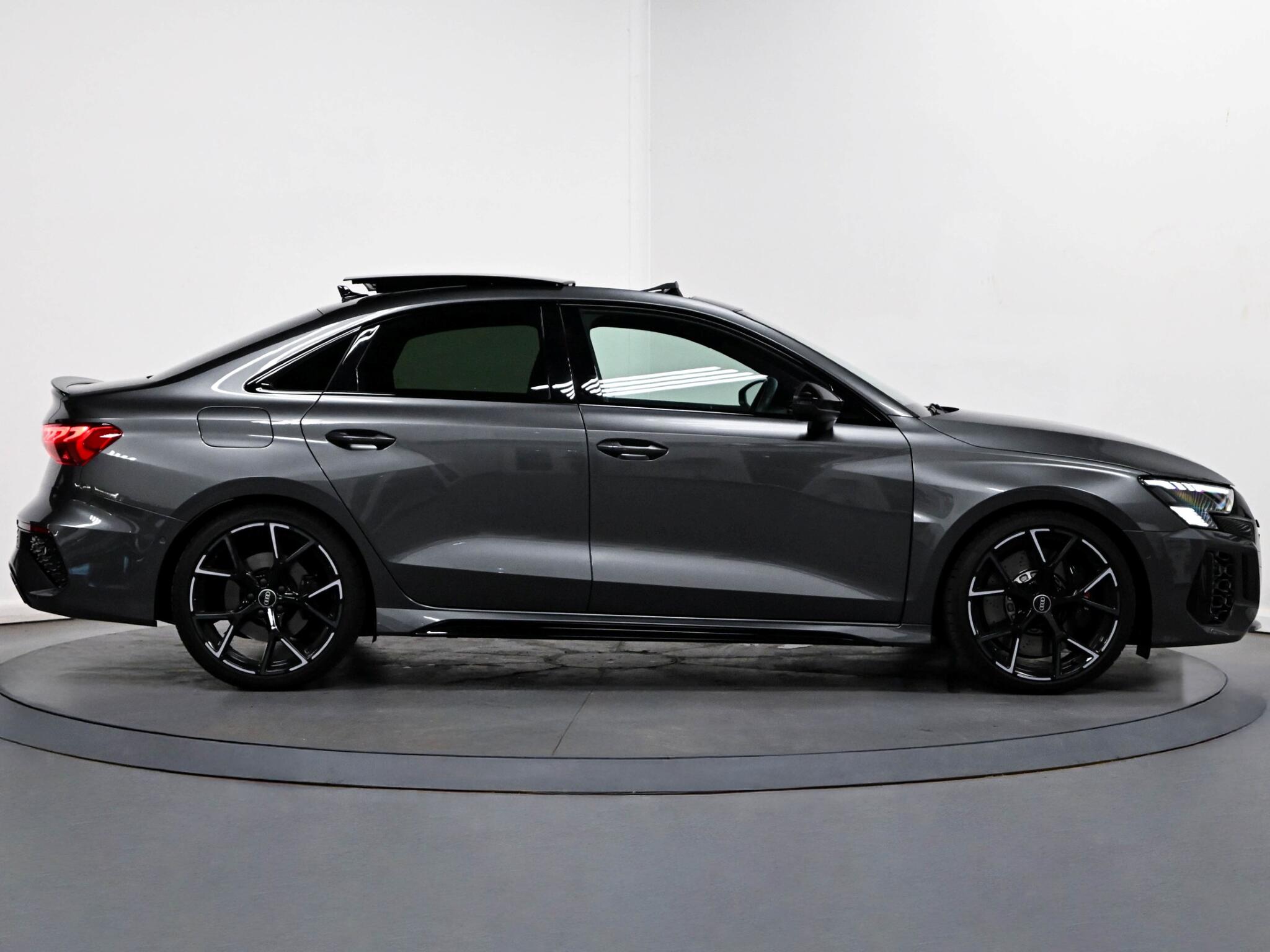 Audi RS3 view 17