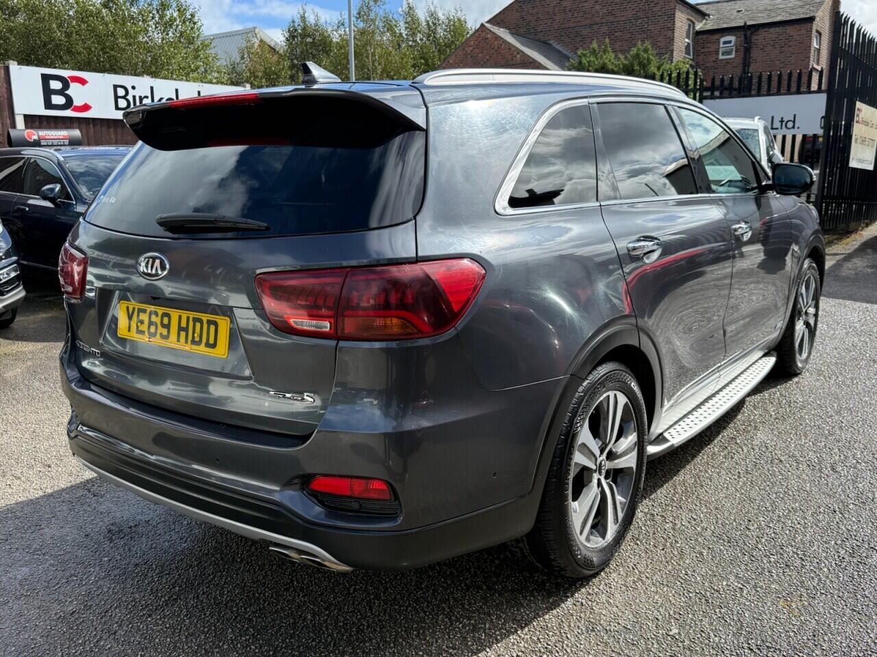 Kia Sorento view 18