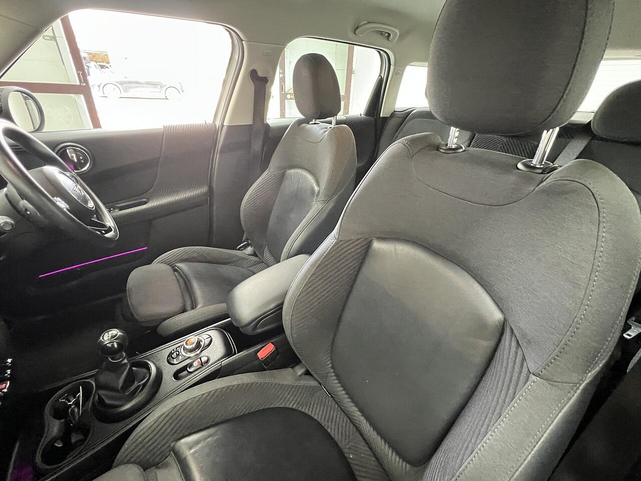 Mini Countryman view 19