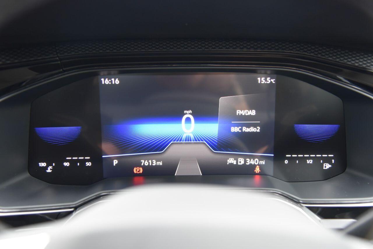 Volkswagen Polo view 37