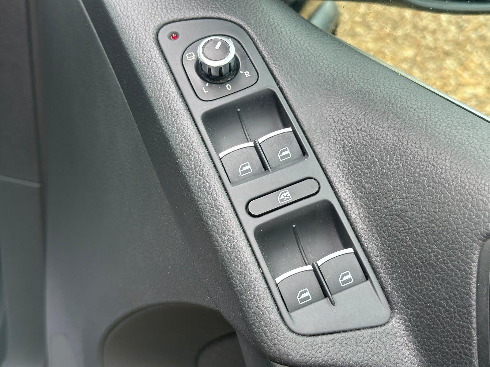 Volkswagen Tiguan view 26