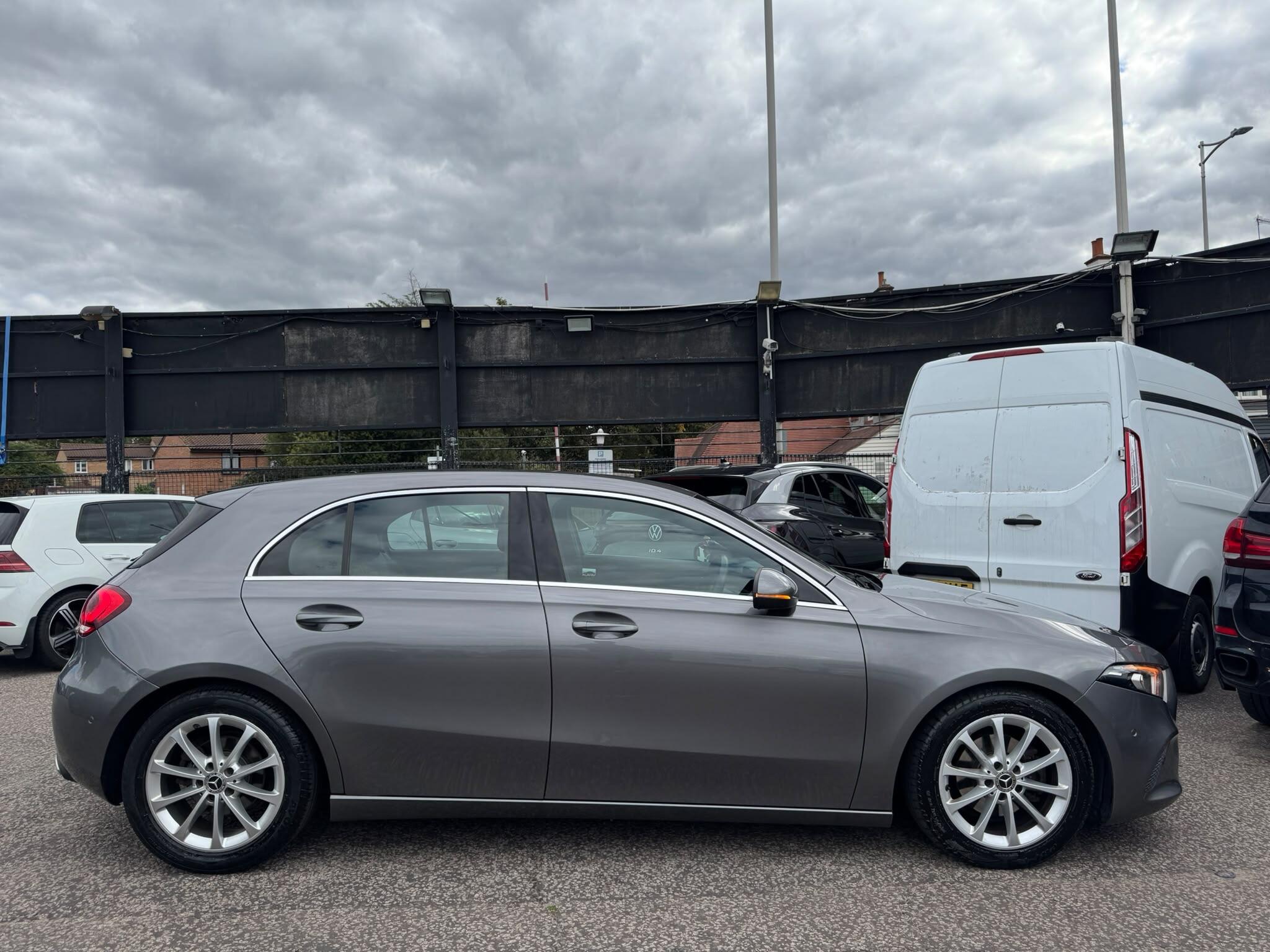 Mercedes-Benz A-Class view 29
