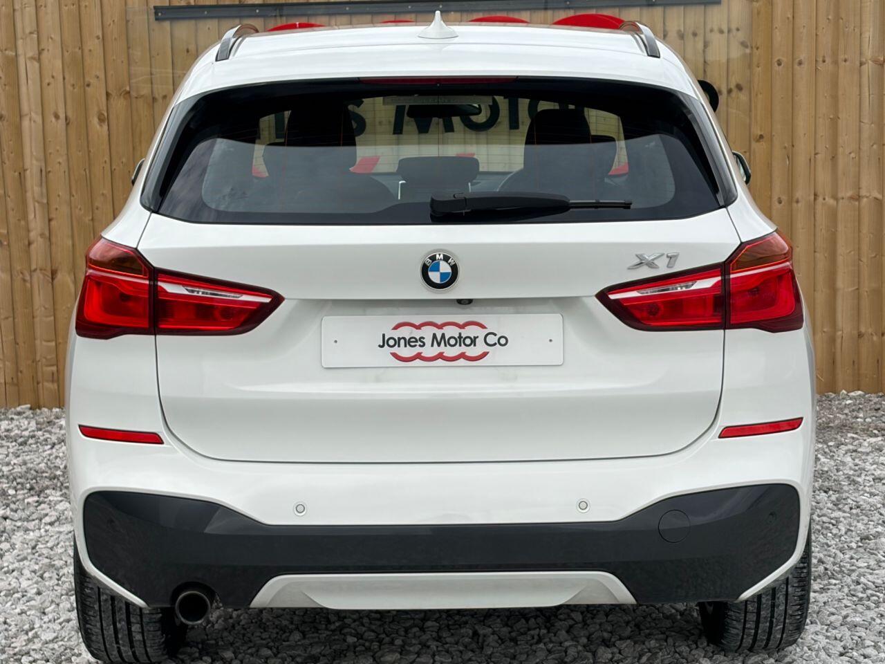 BMW X1 view 5