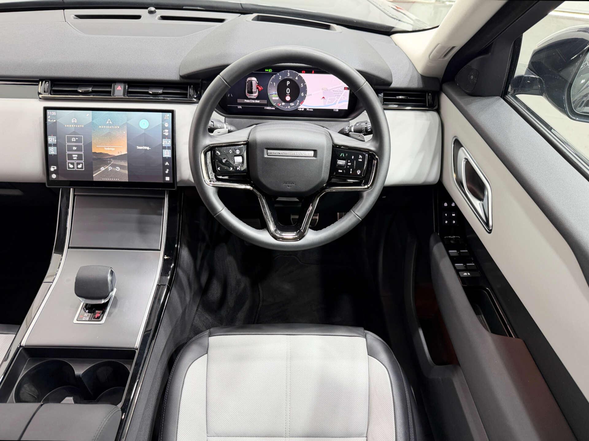 Land Rover Range Rover Velar view 20