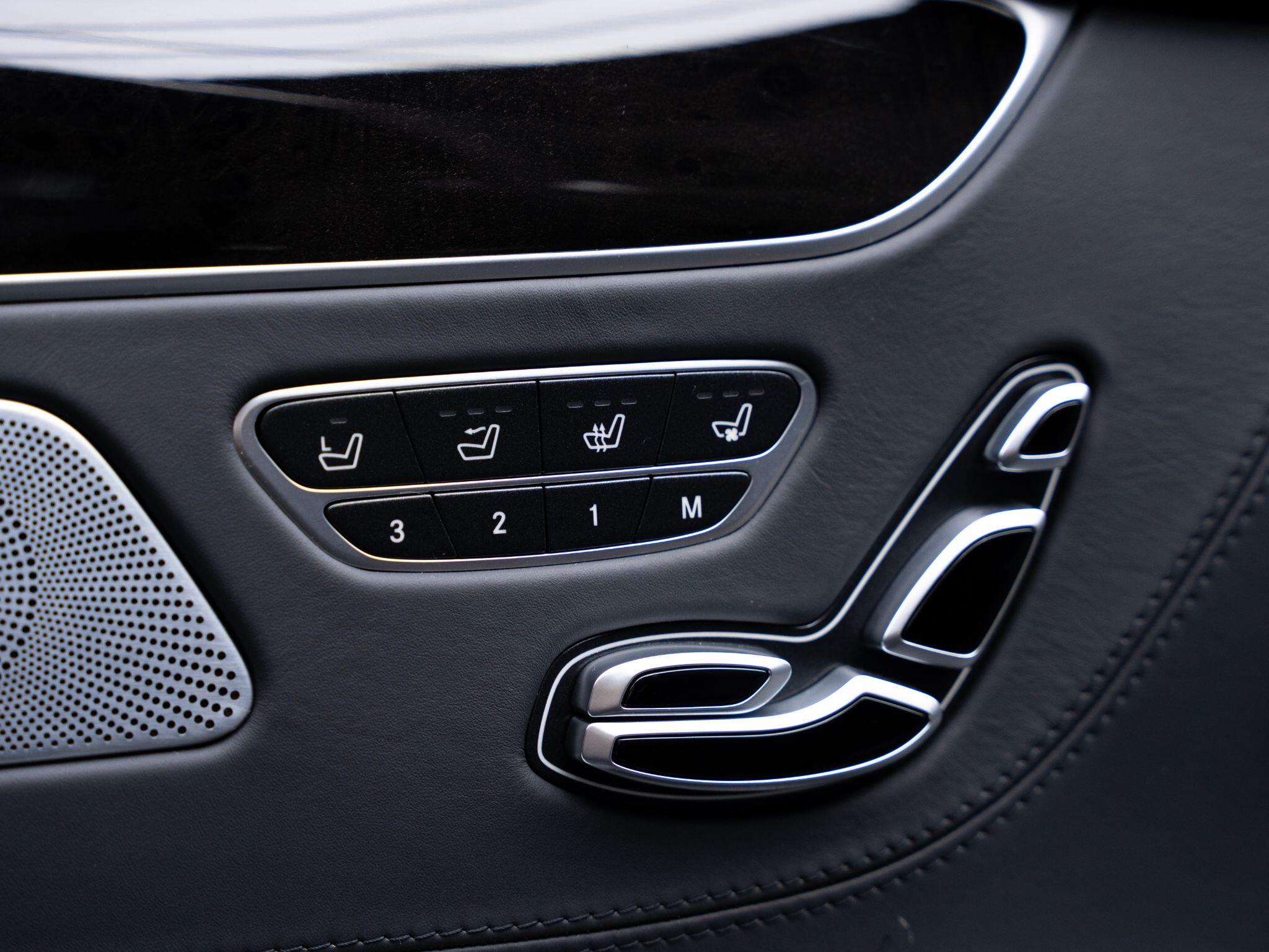 Mercedes-Benz S-Class view 12