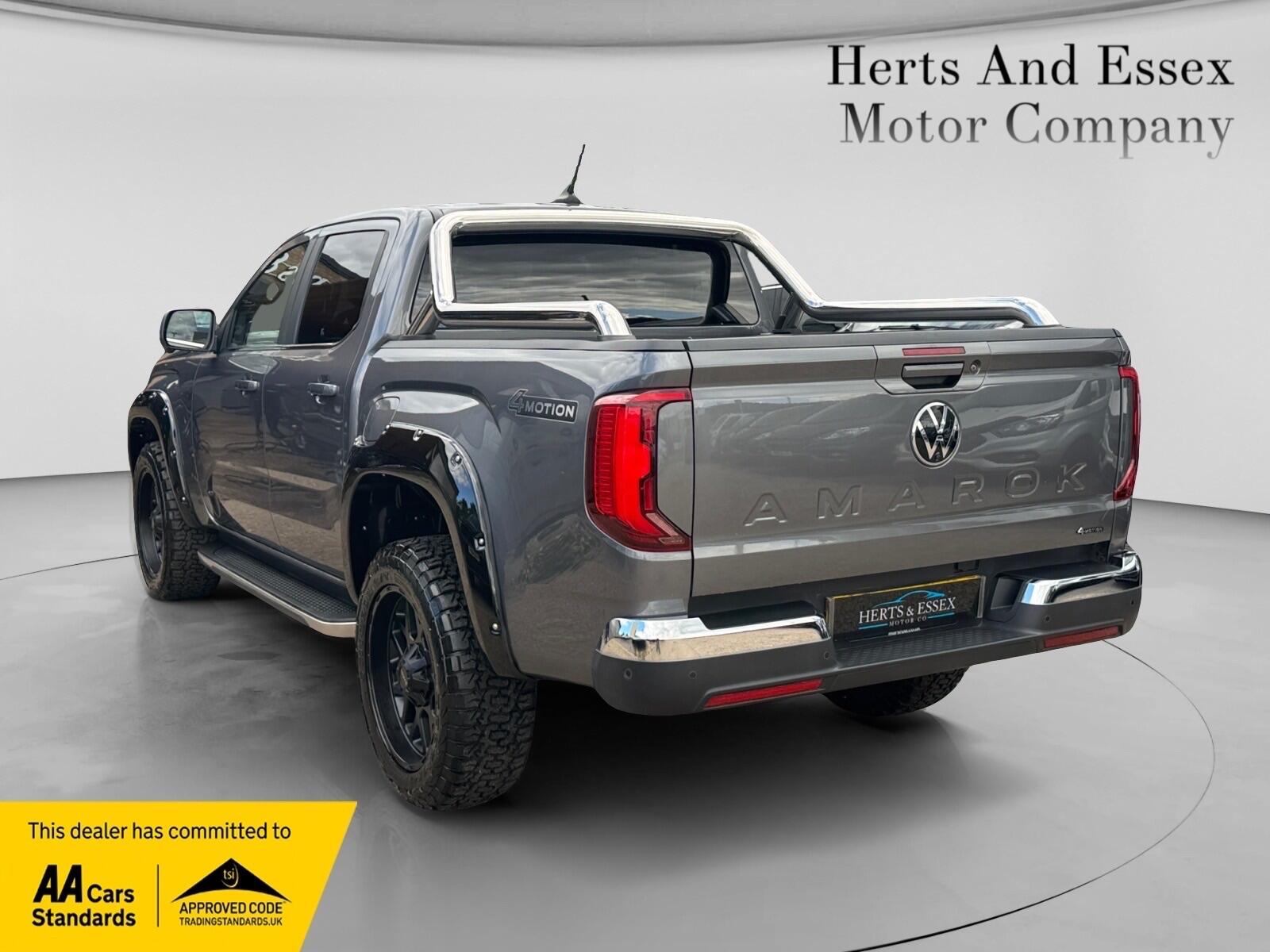 Volkswagen Amarok view 6