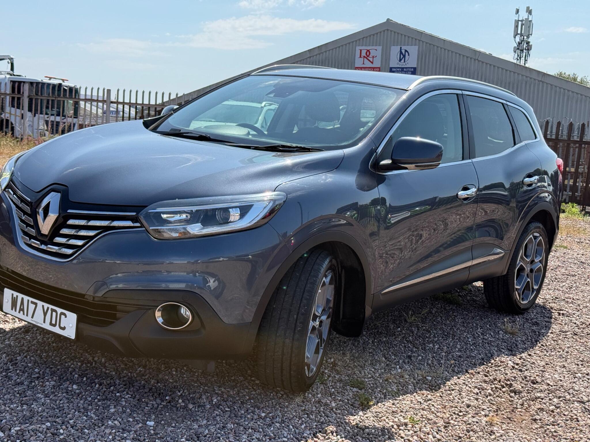Renault Kadjar view 3