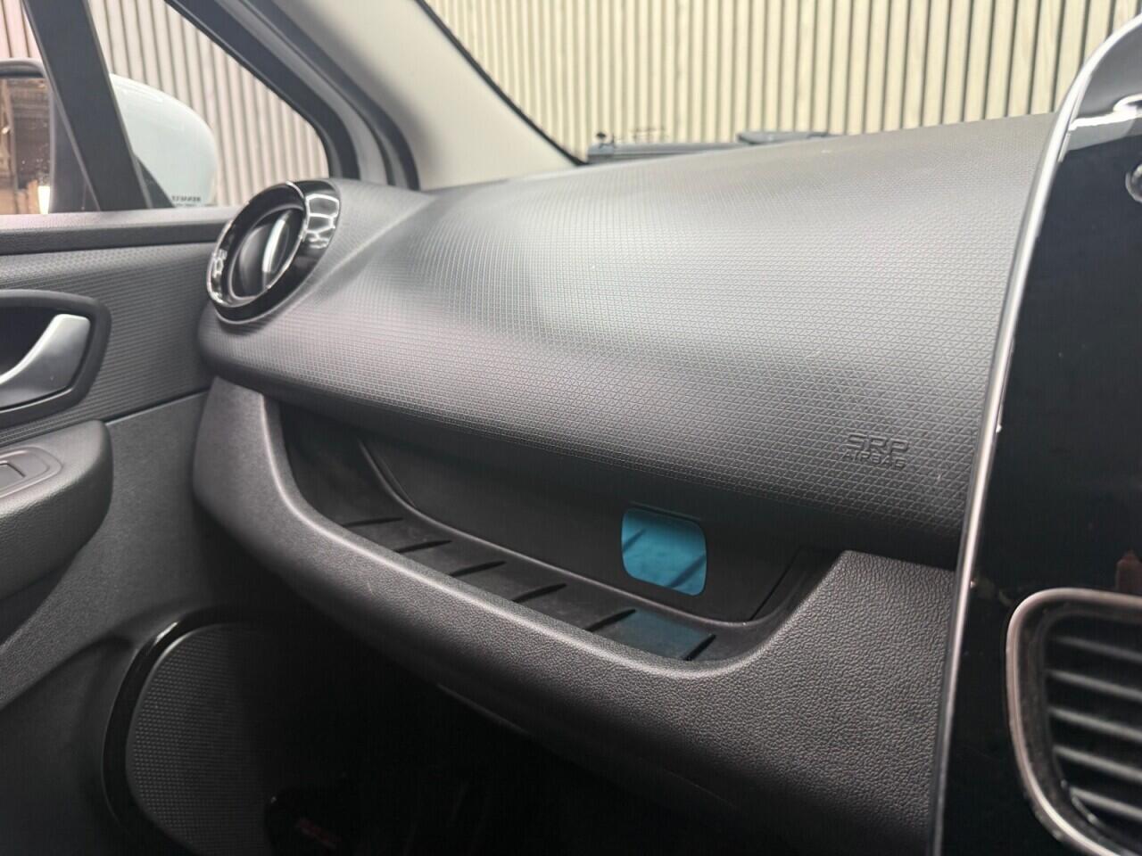 Renault Clio view 20