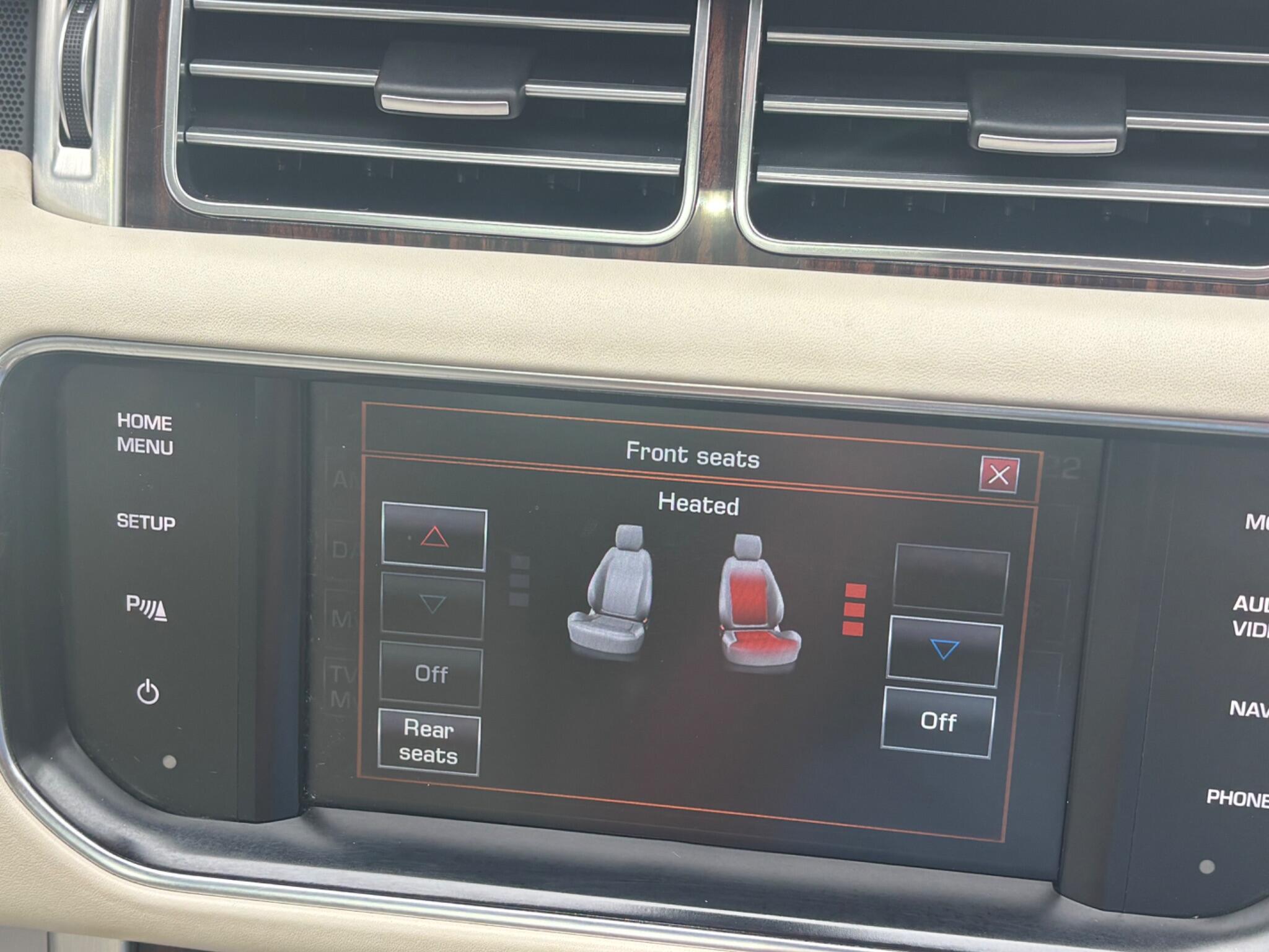 Land Rover Range Rover view 39