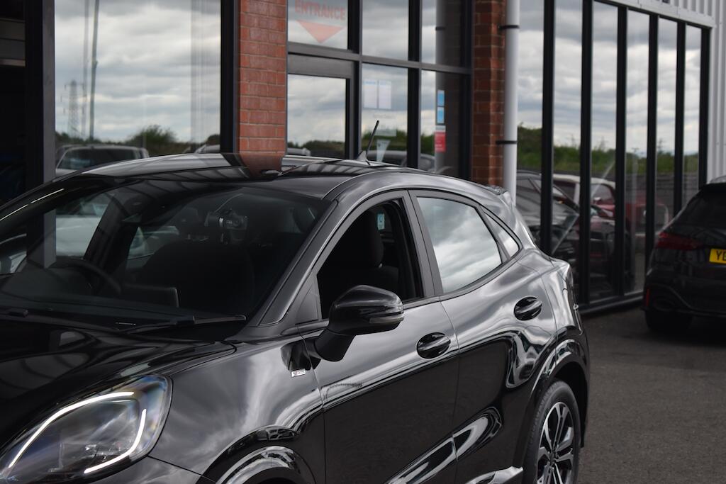 Ford Puma view 23