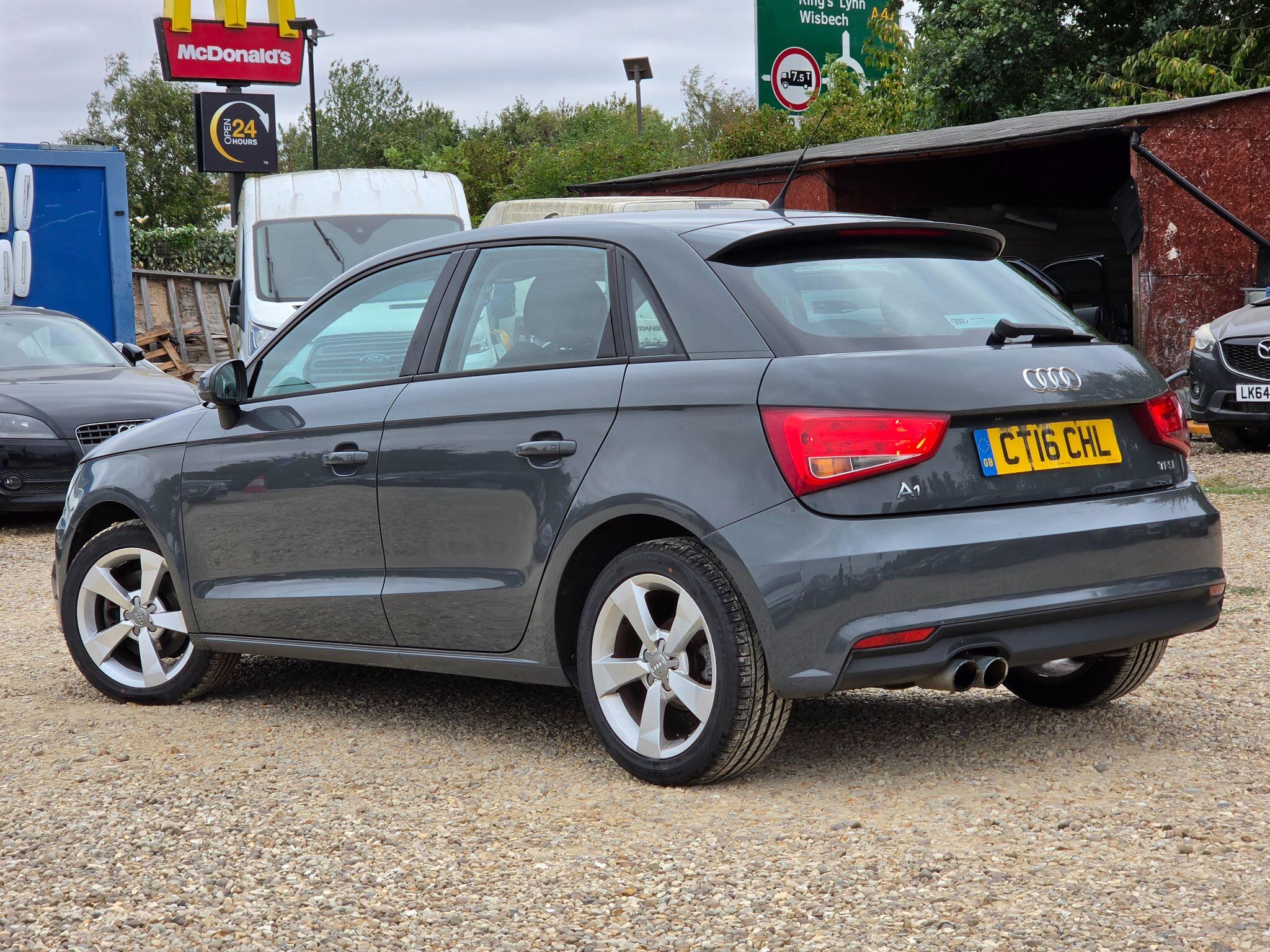 Audi A1 view 4